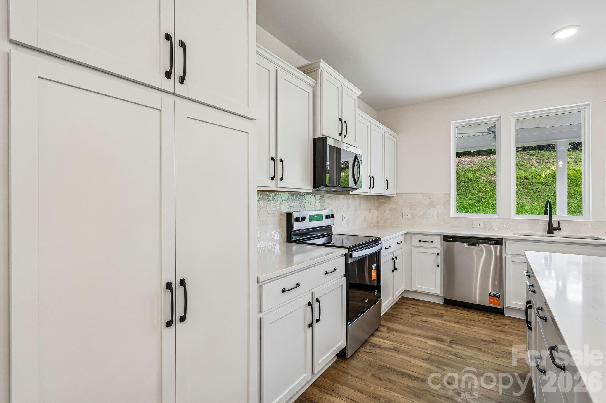 Image 19