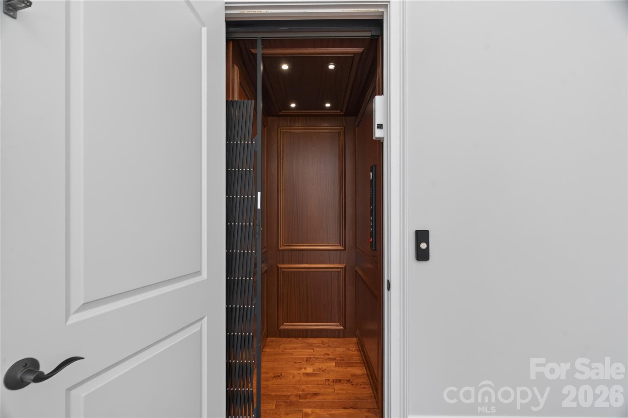 Image 11