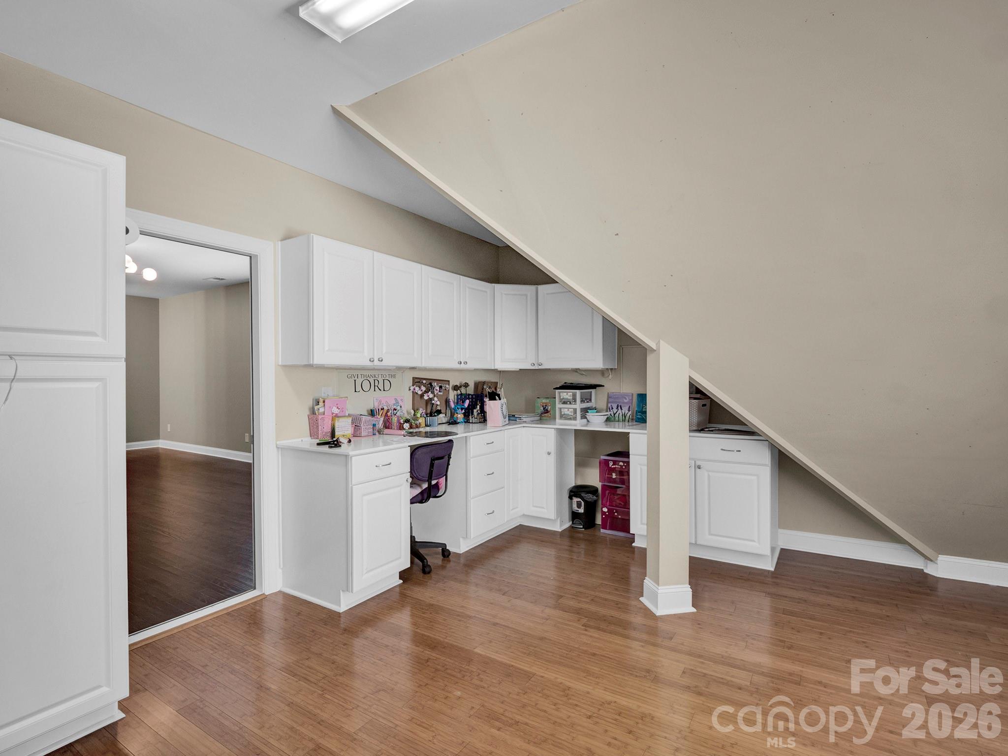 Image 28