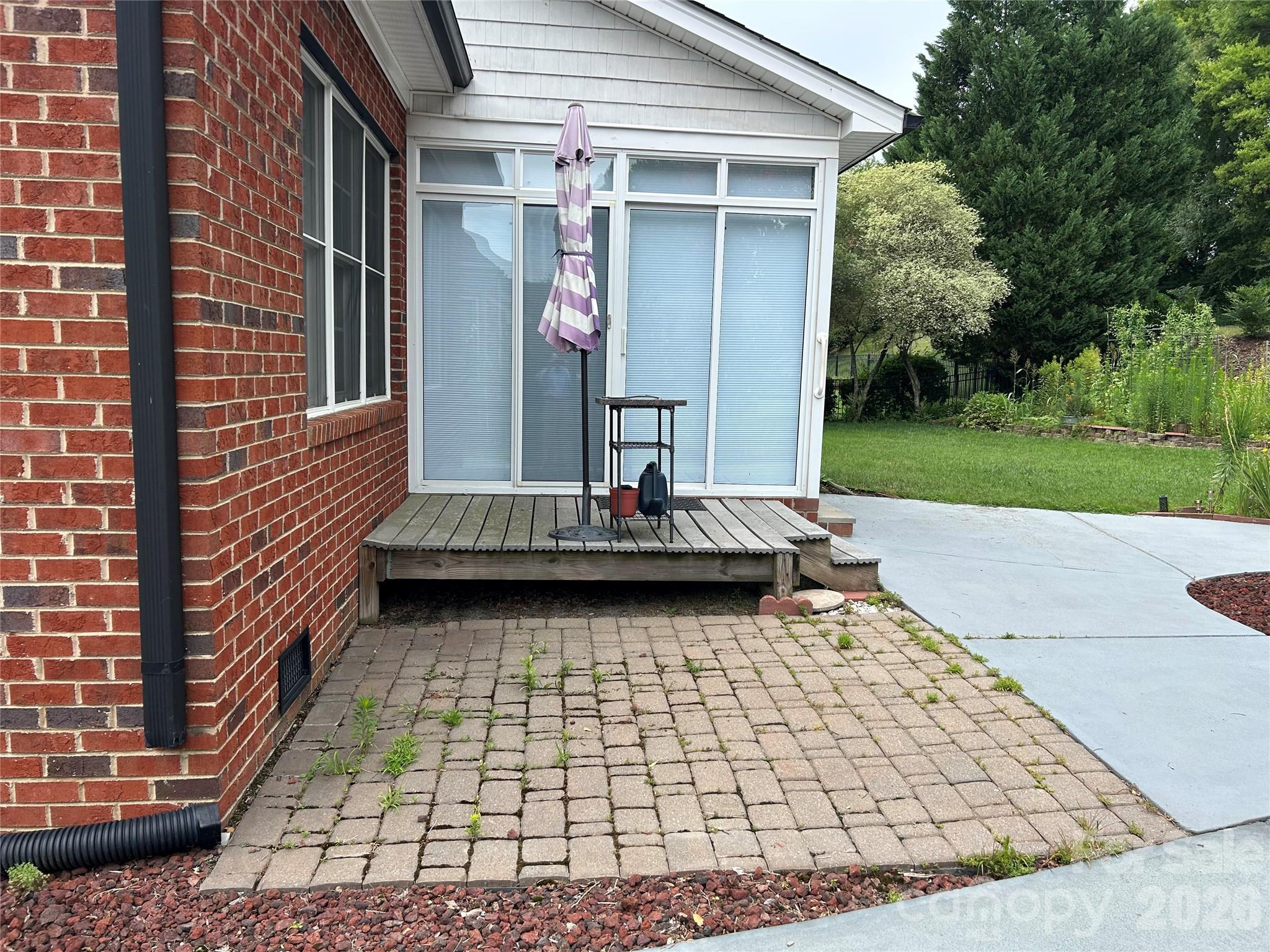 Image 32
