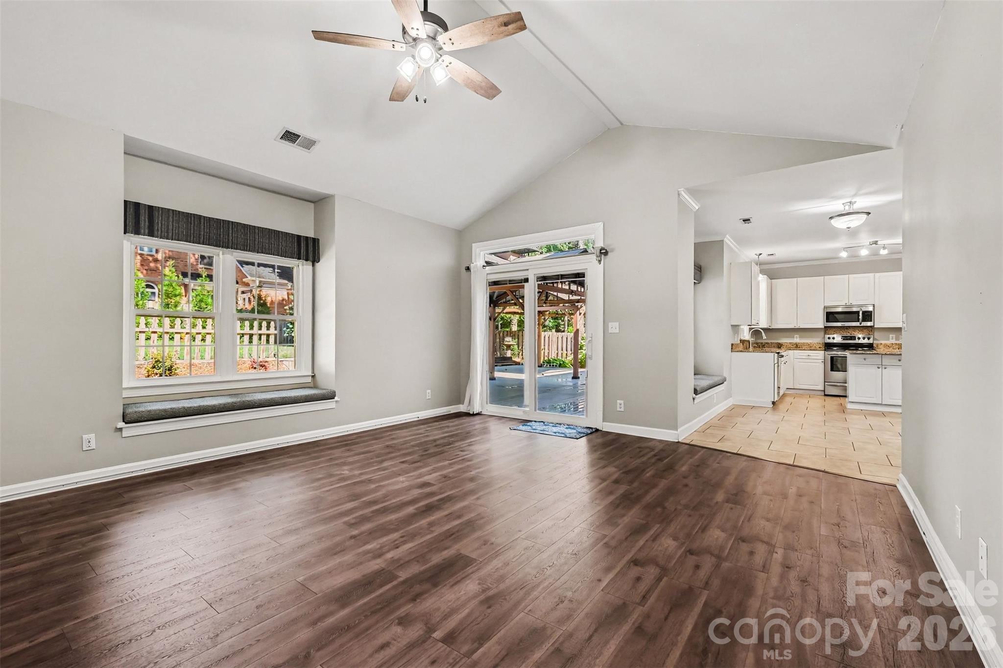 Image 13
