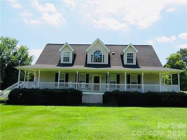 1945 Rhyne Road Dallas, NC 28034