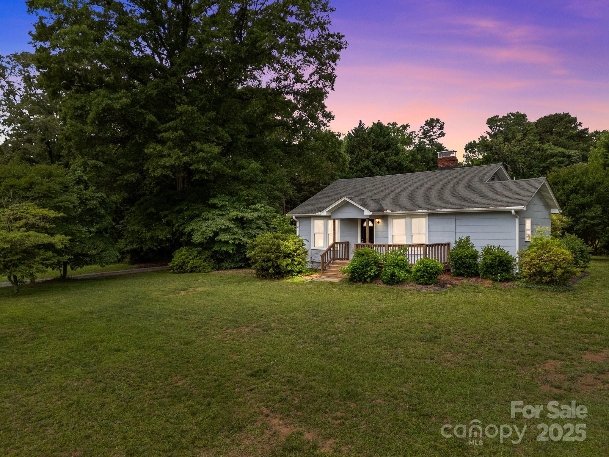5371 Davidson Road Davidson, NC 28036