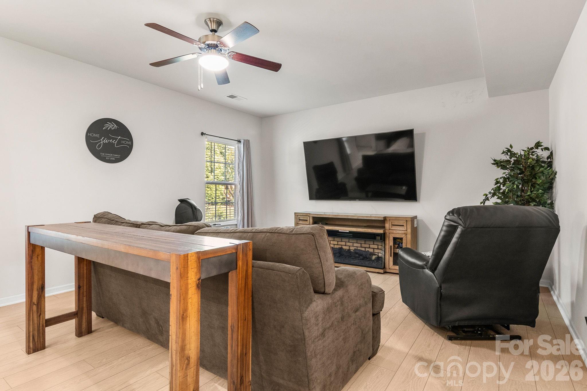 Image 16