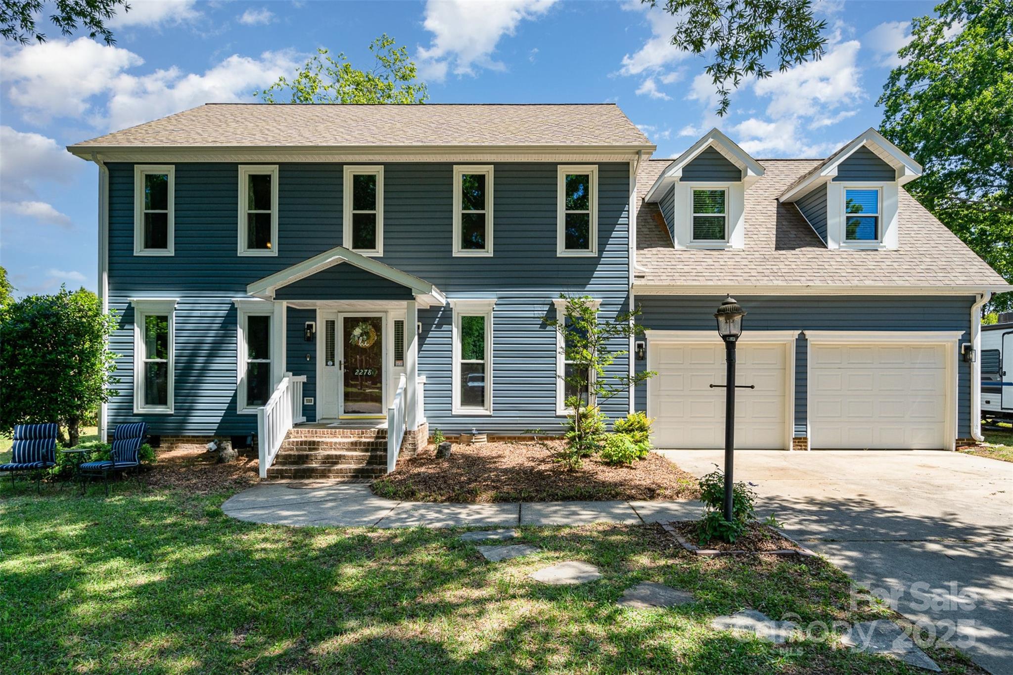 2278 Jon Chris Drive Harrisburg, NC 28075
