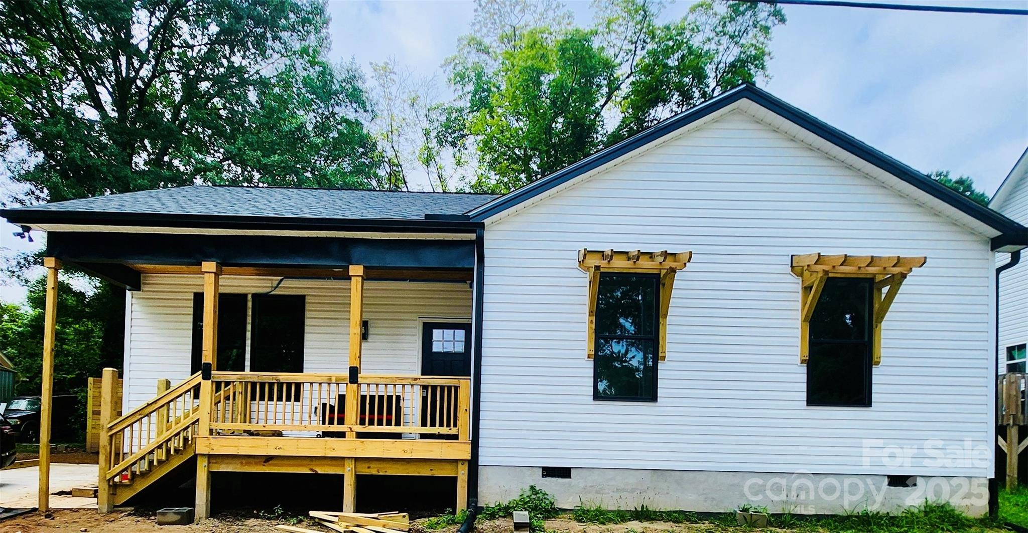 704 S Harding Avenue Kannapolis, NC 28083