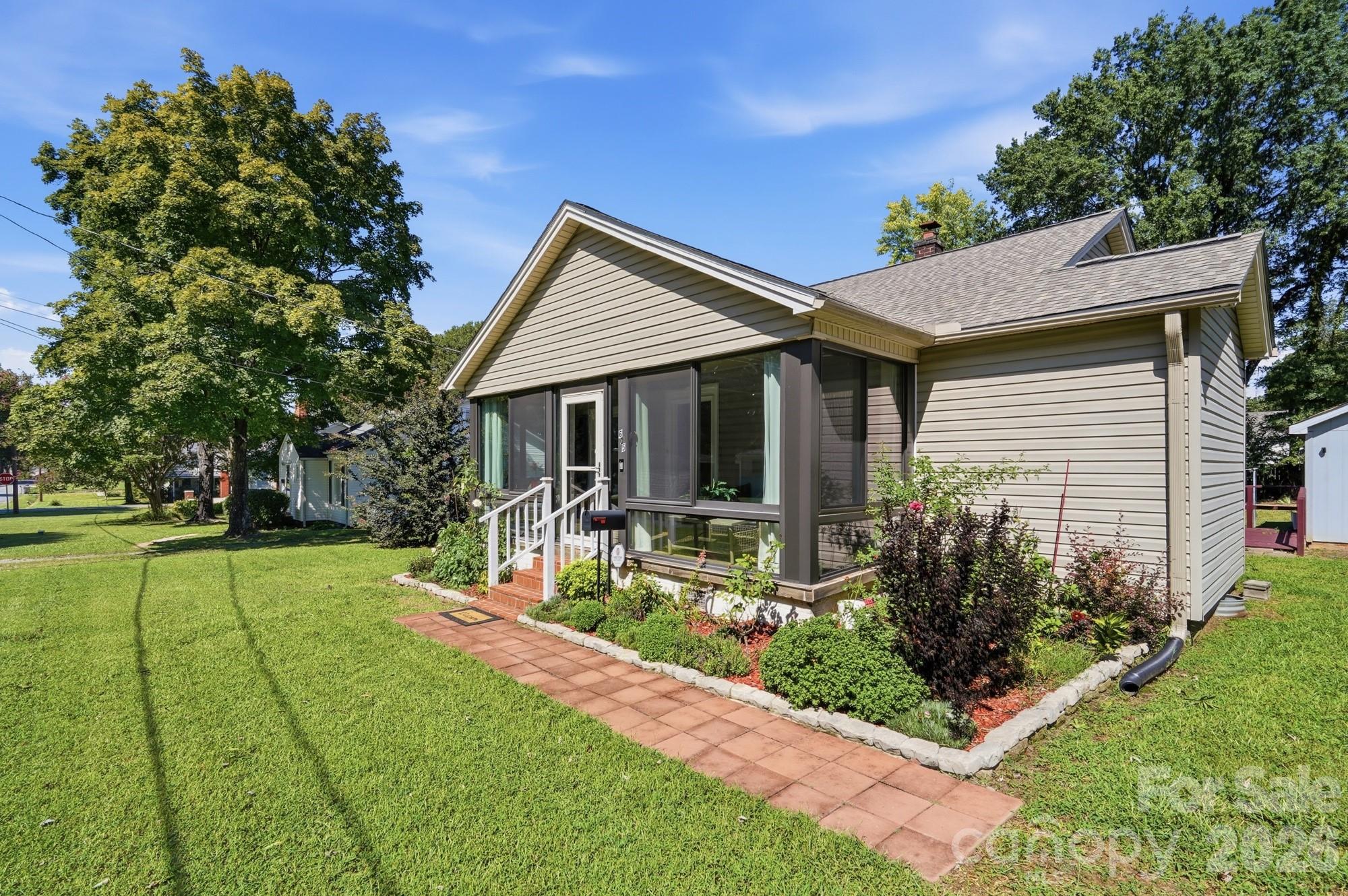 605 Peach Street Kannapolis, NC 28083