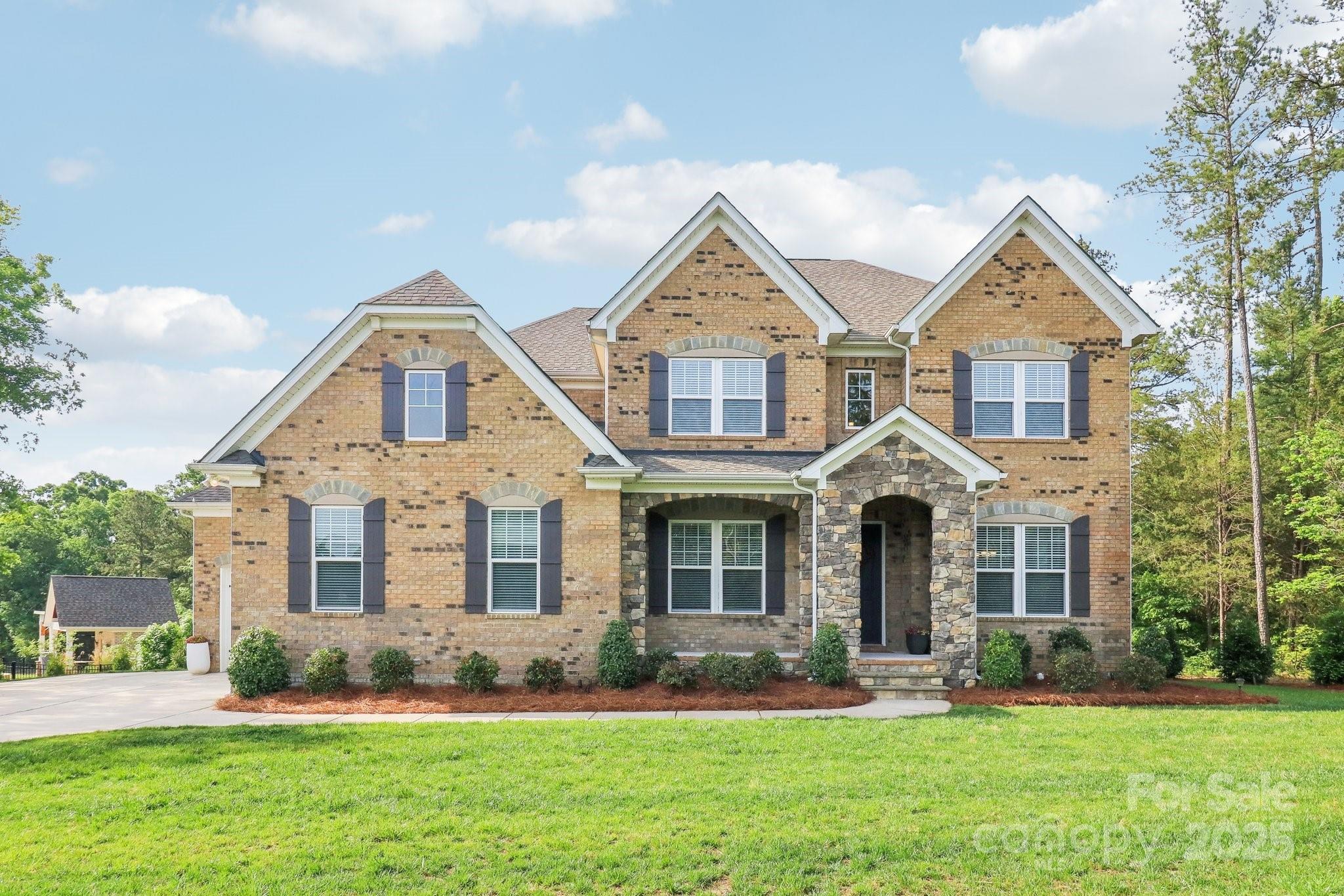 1004 Princesa Drive Matthews, NC 28104
