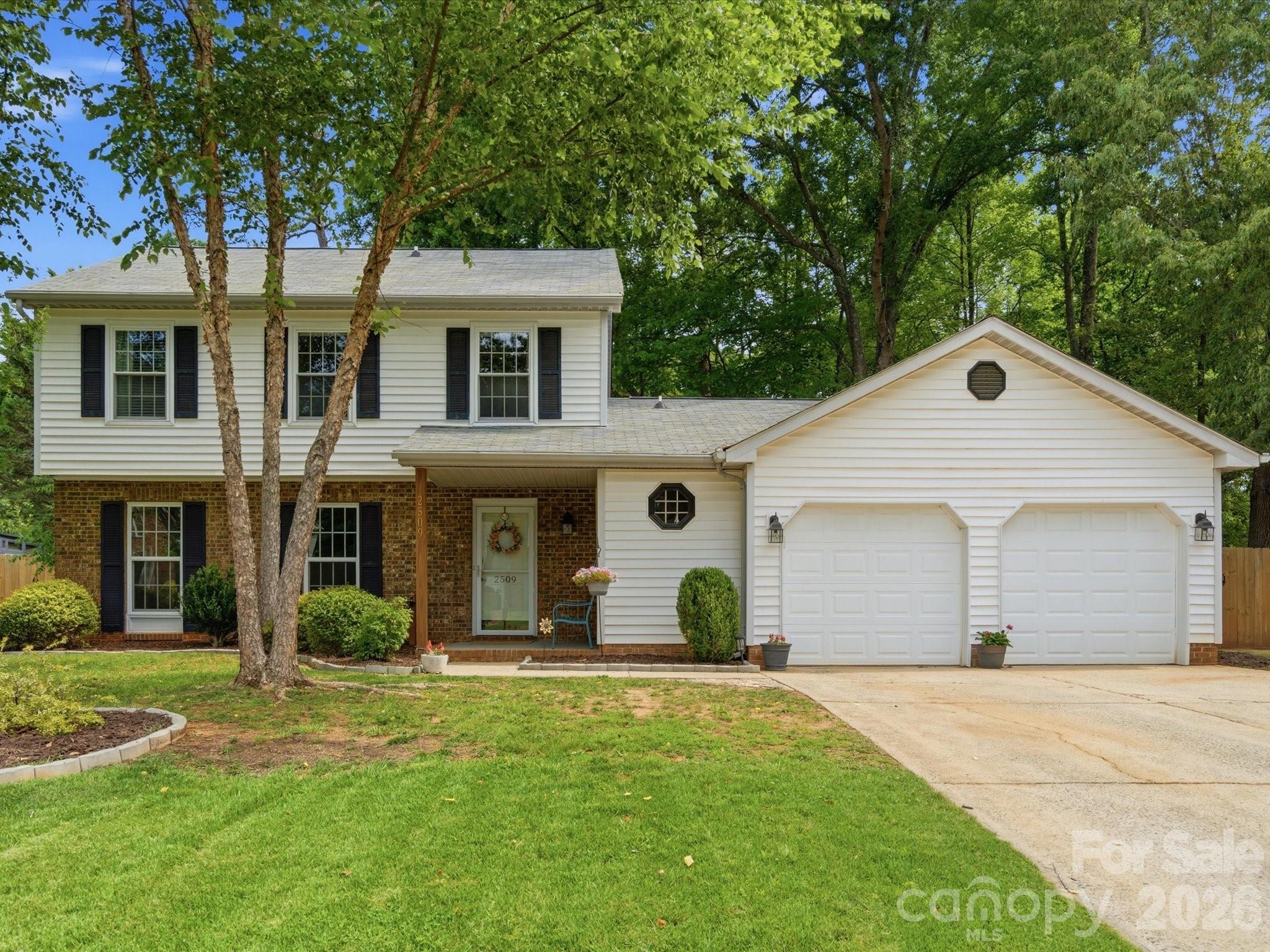 2509 Jaywick Lane Matthews, NC 28105