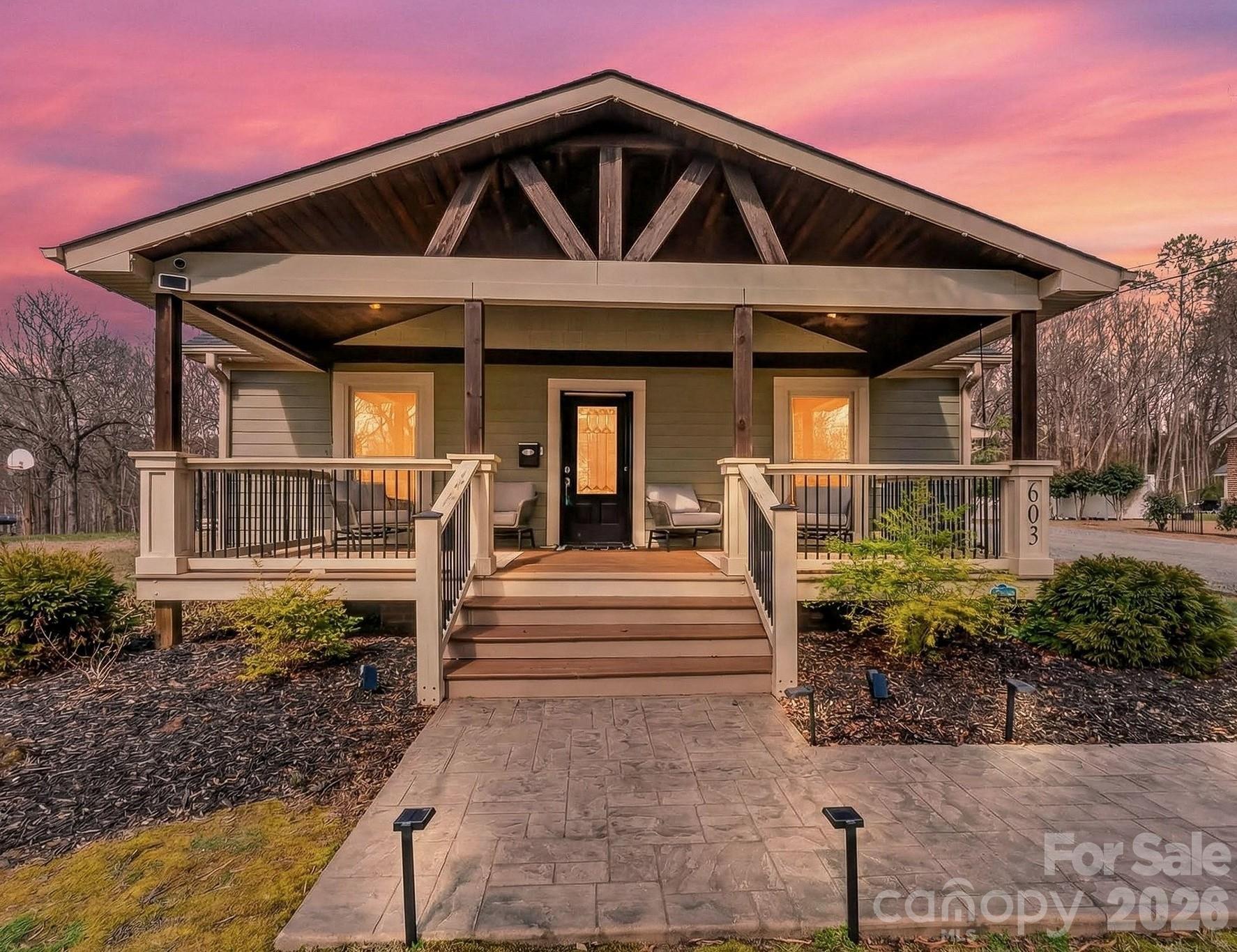 603 W Wilson Avenue Mooresville, NC 28115