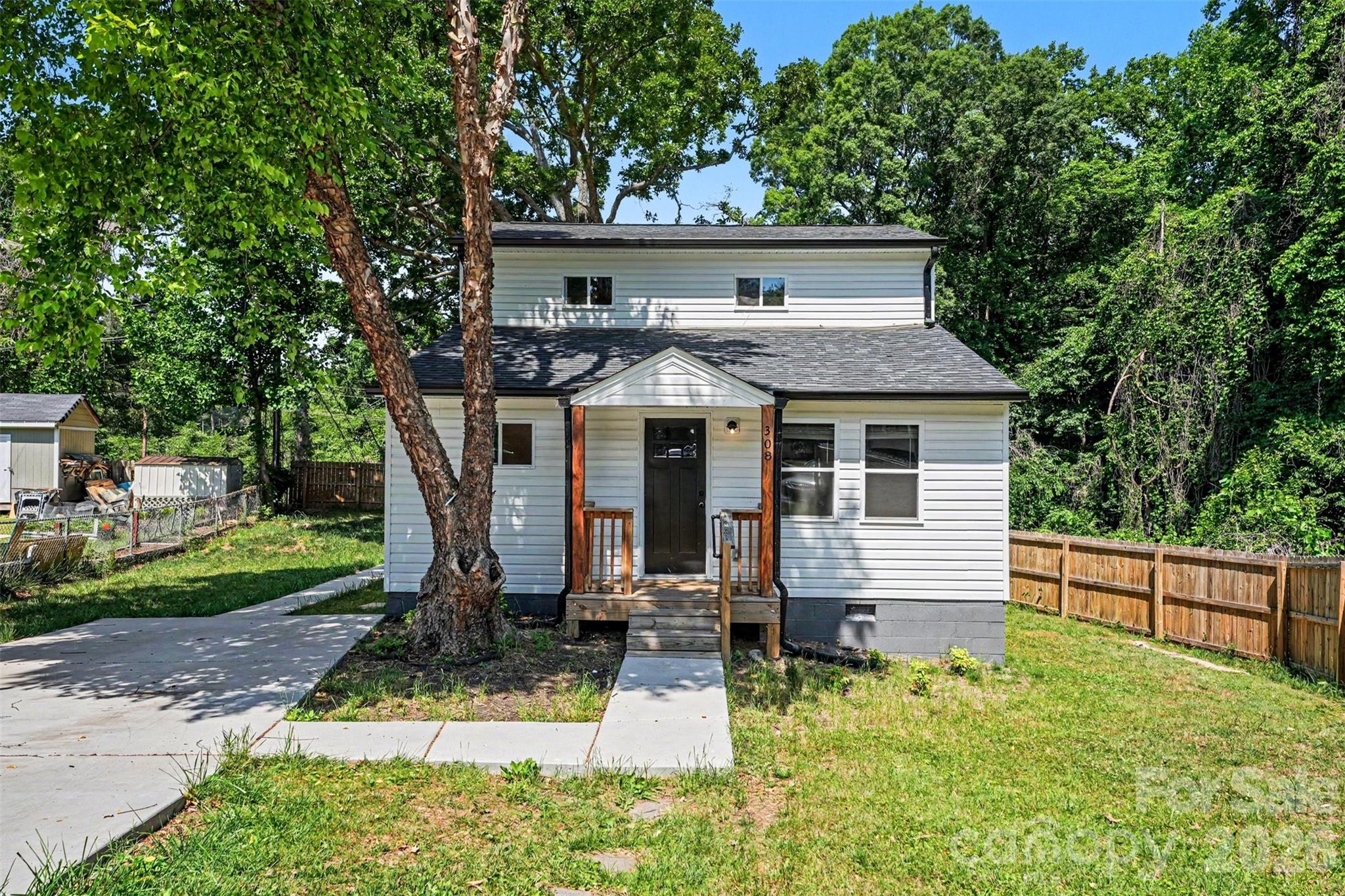 308 Alexander Street Mooresville, NC 28115