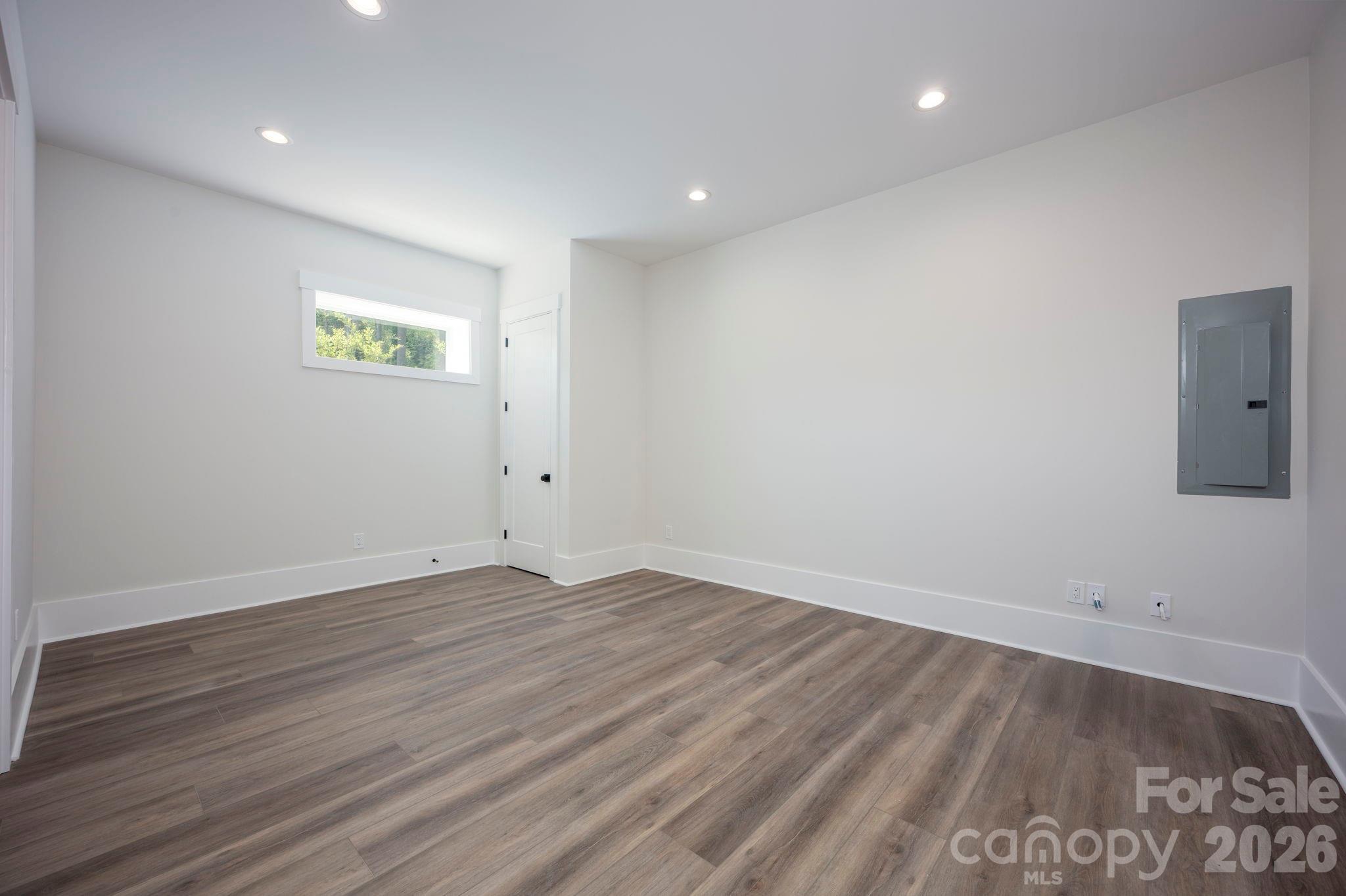 Image 14