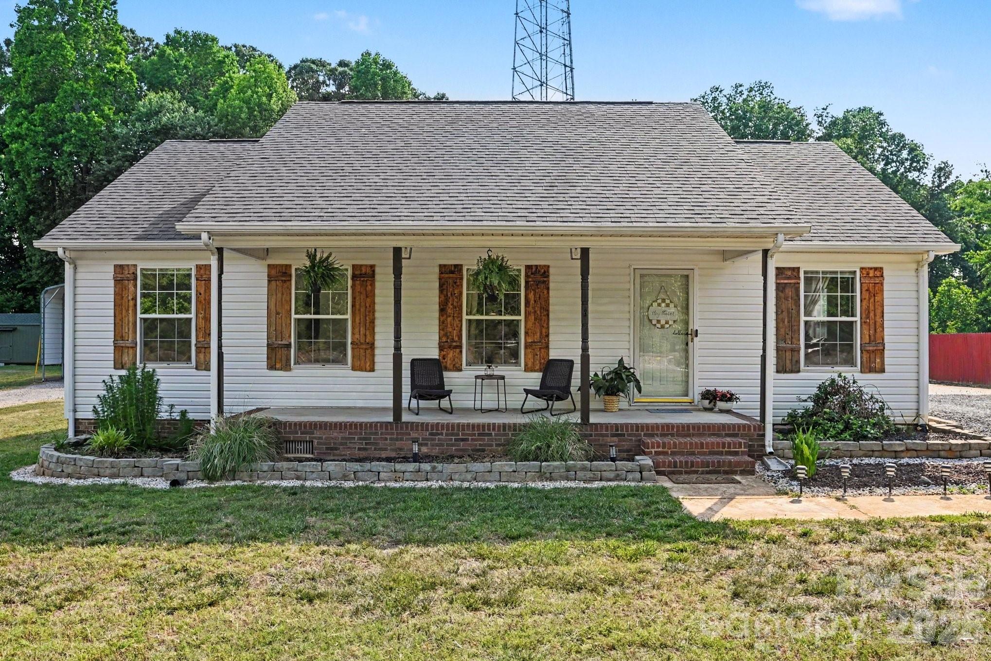 8664 Red Road Rockwell, NC 28138