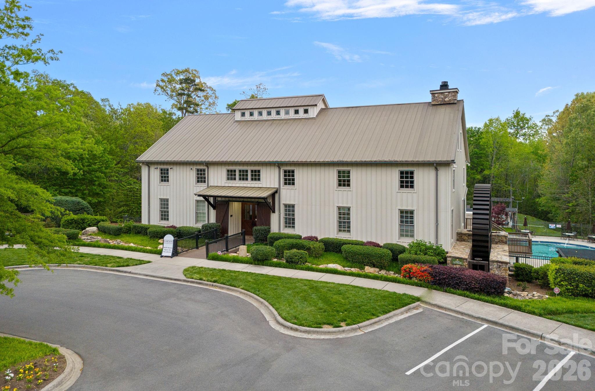 Image 44