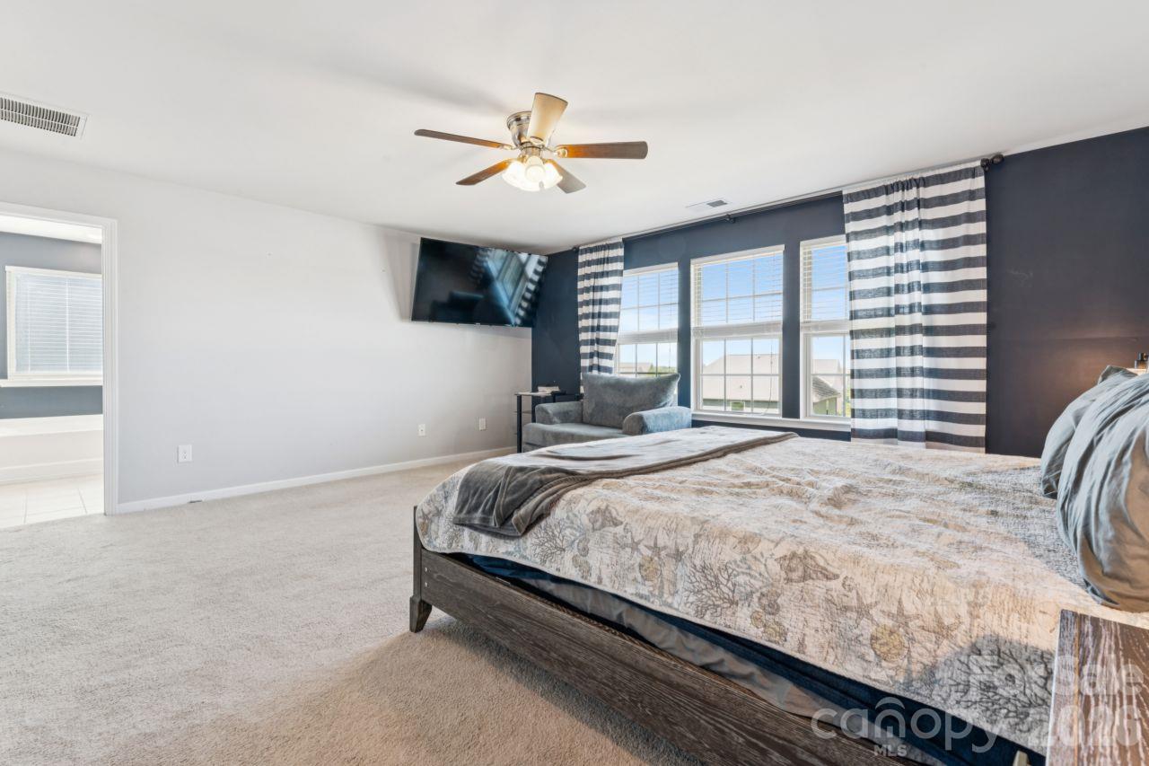 Image 32