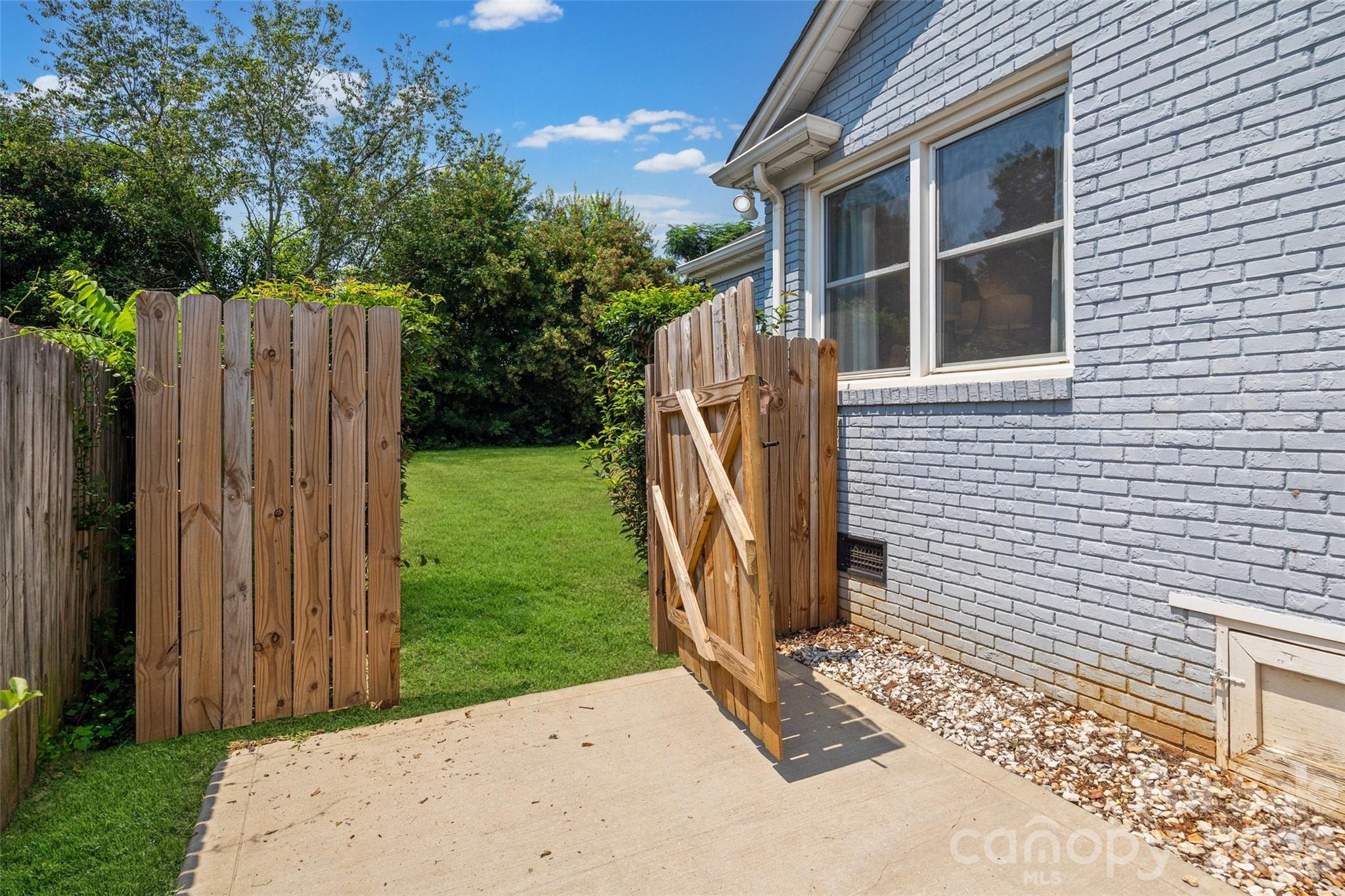 Image 18