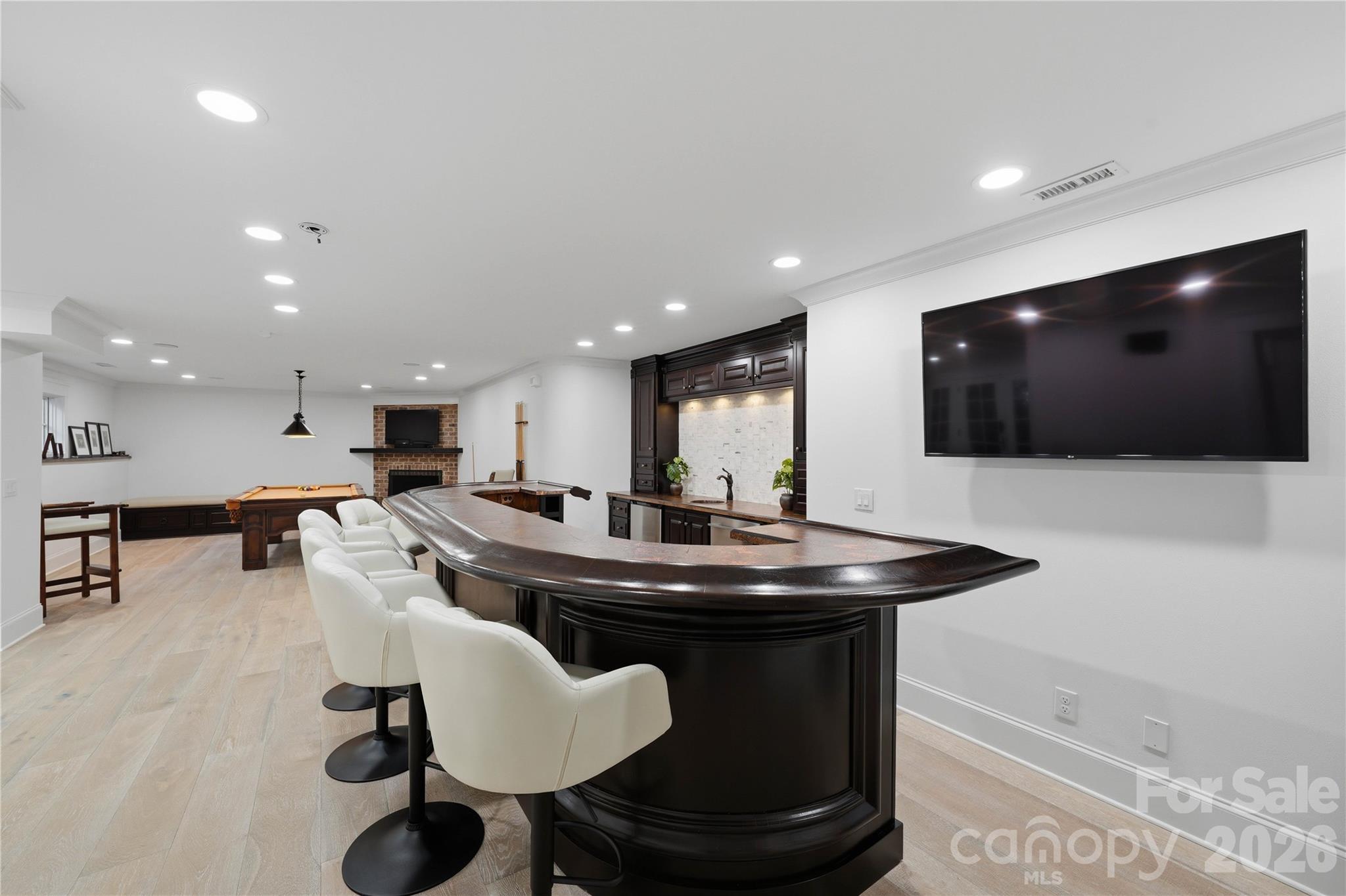 Image 37