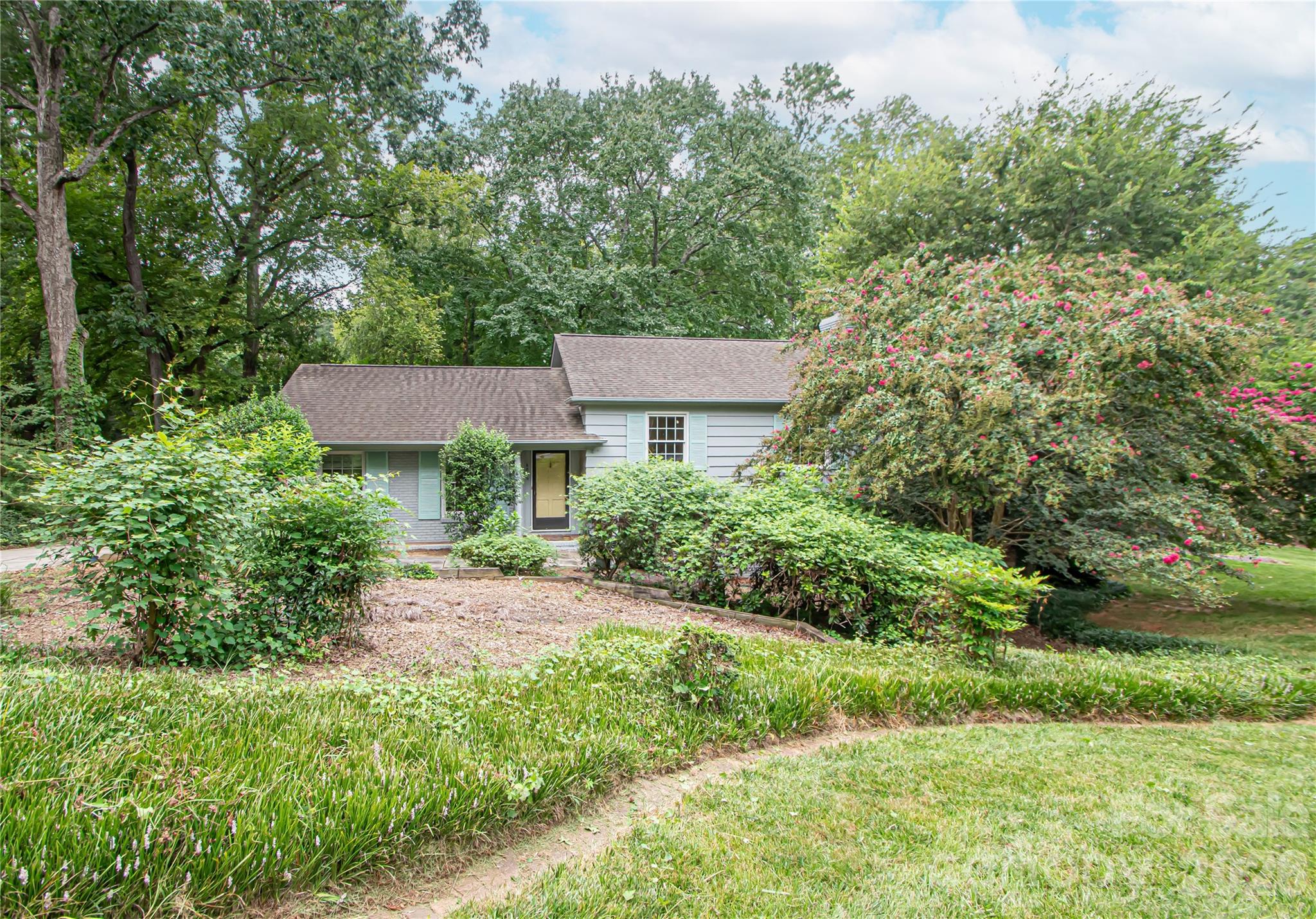 6836 Ronda Avenue Charlotte, NC 28211