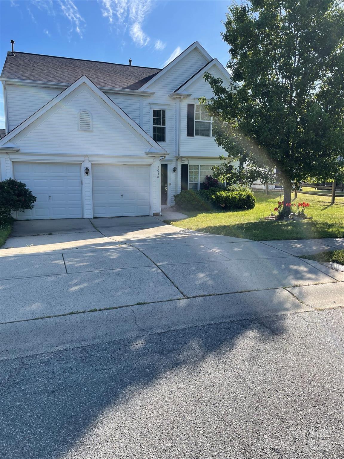 3038 Old Ironside Drive Charlotte, NC 28213