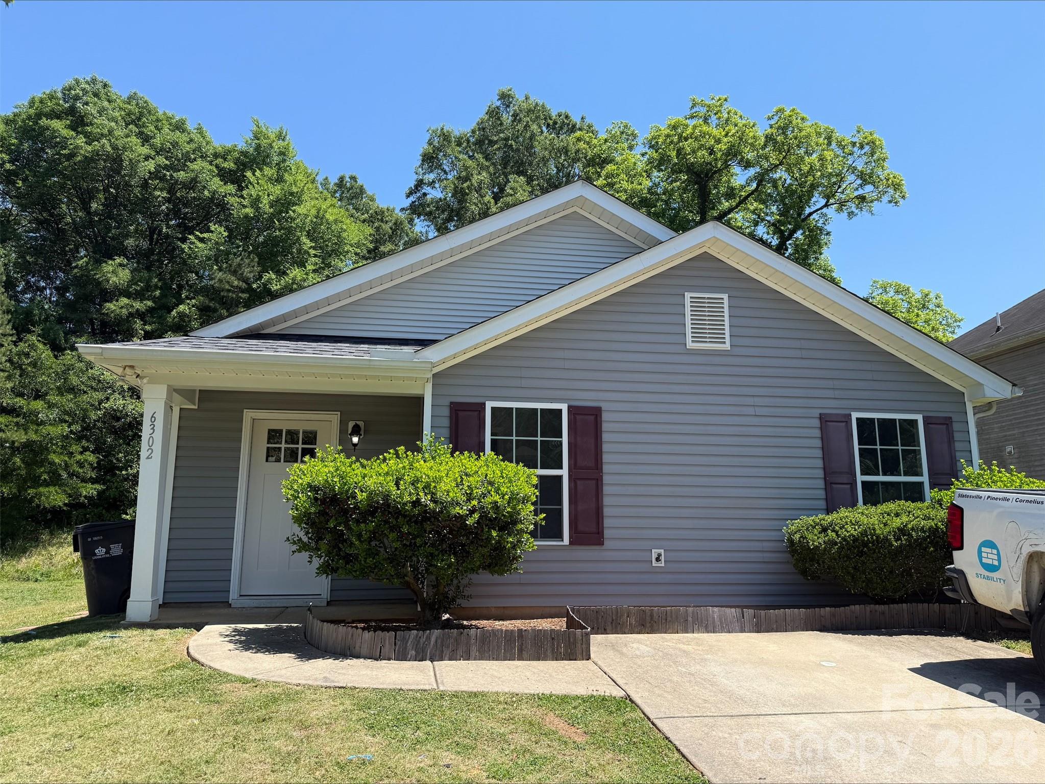 6302 Summerour Place Charlotte, NC 28214