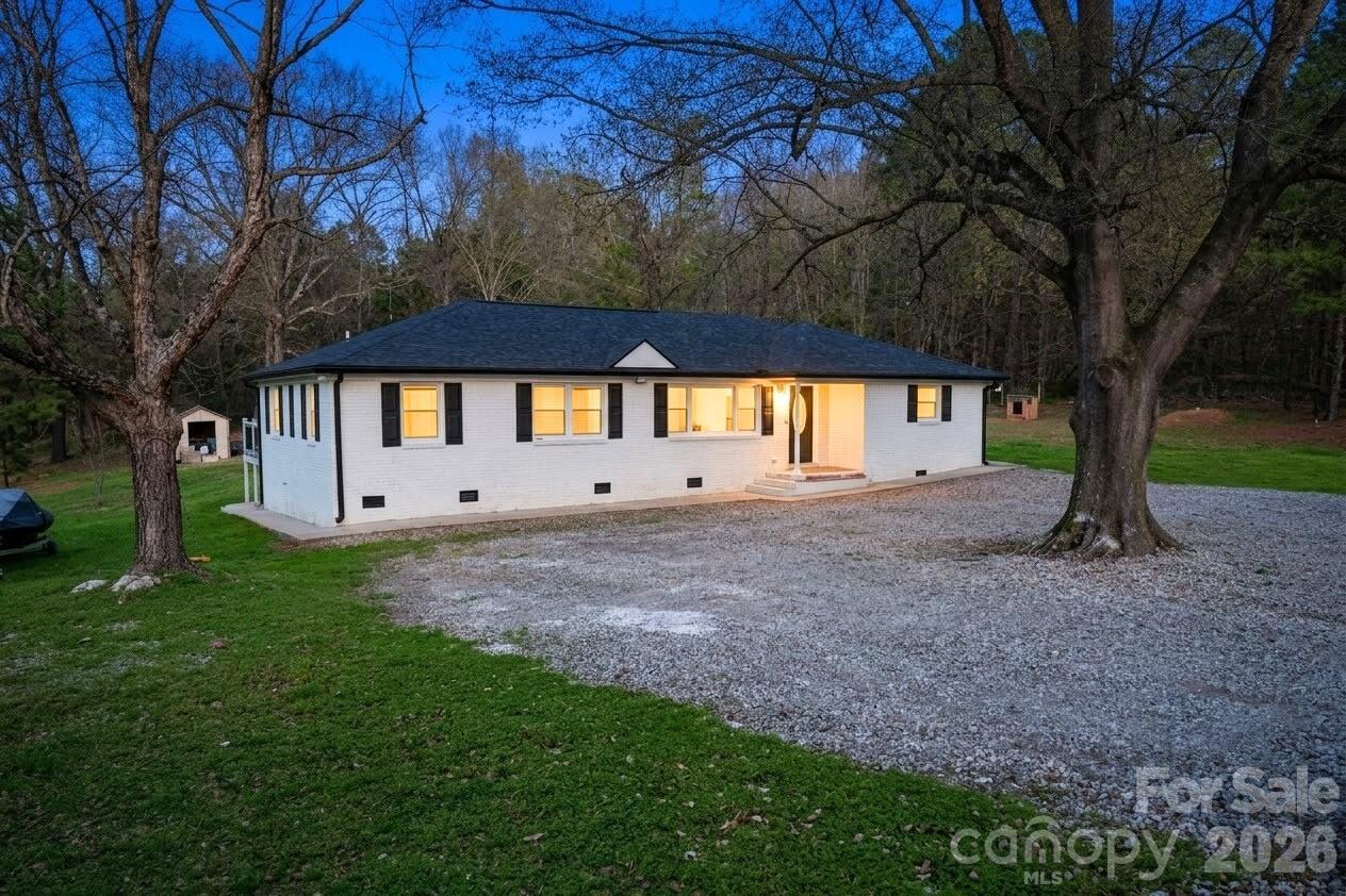 1417 Old Belmeade Drive Charlotte, NC 28214