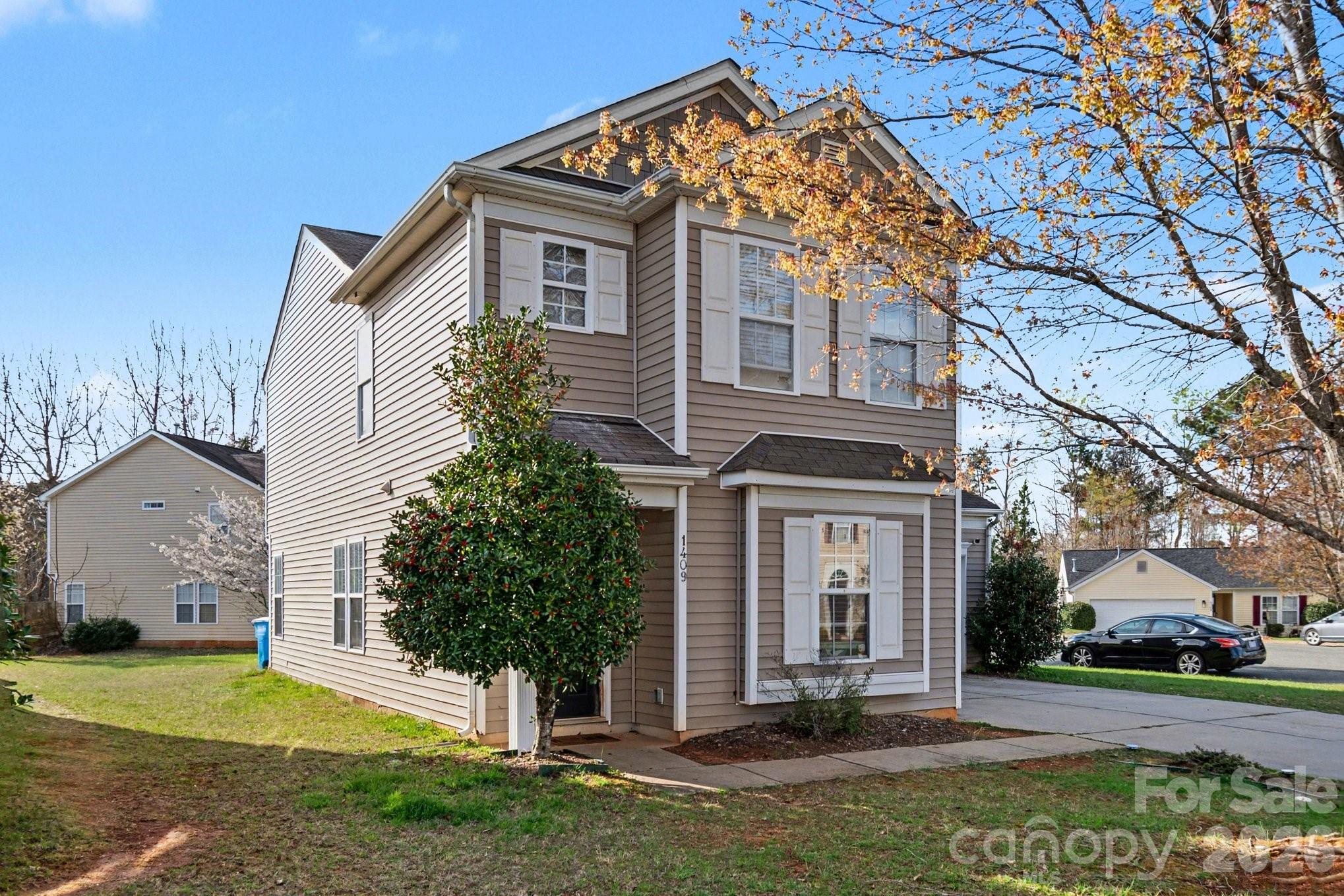 1409 Majestic Meadow Drive Charlotte, NC 28216