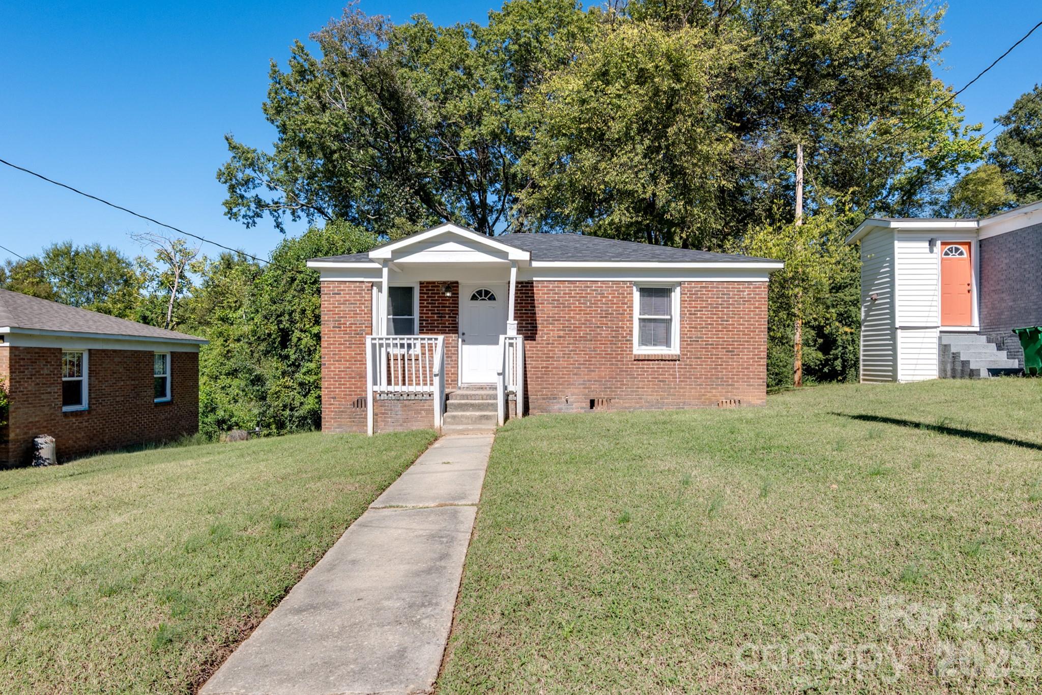 nico☺︎☺︎ 28216 Homes for Sale - Charlotte, NC