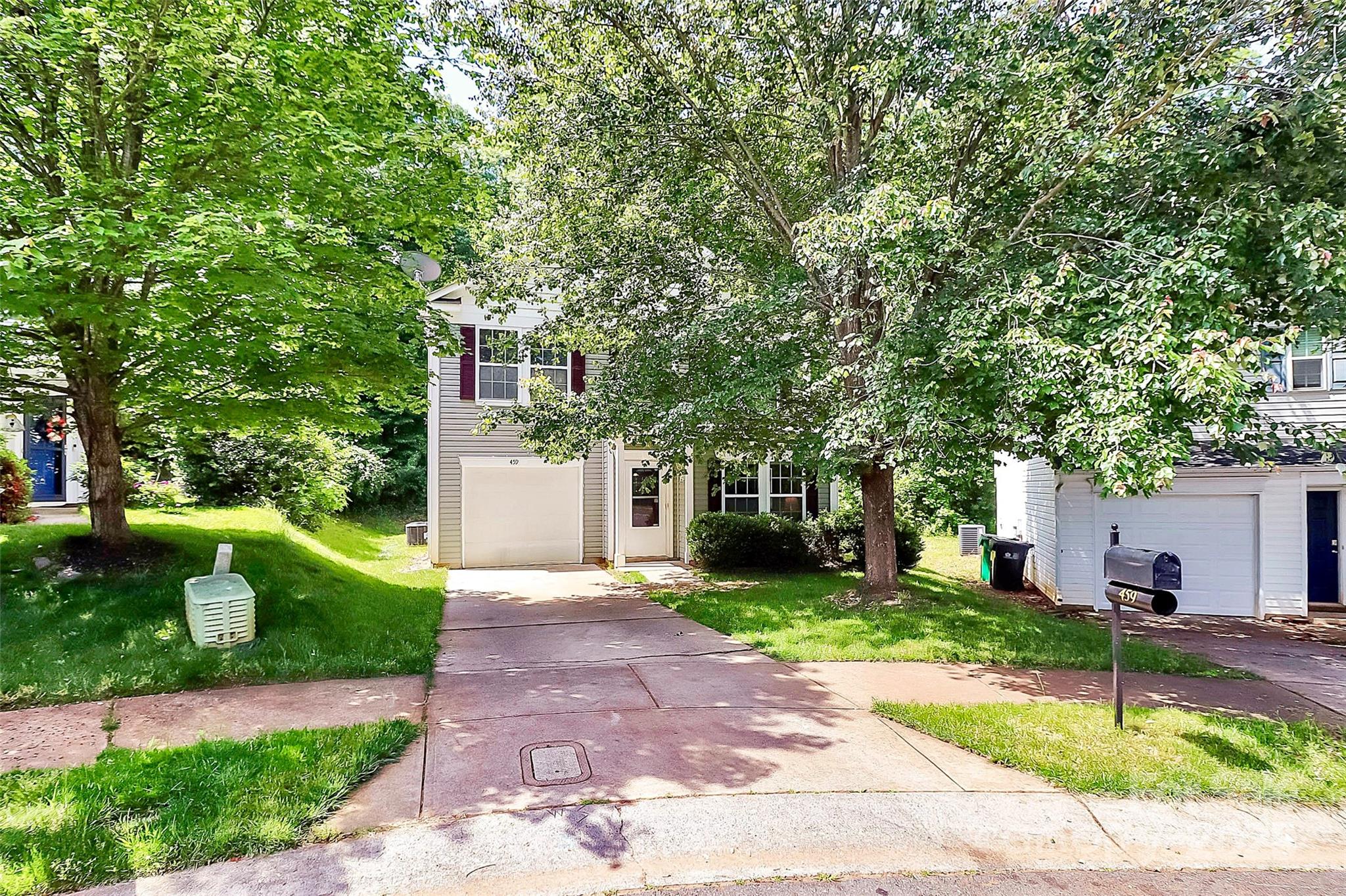 459 Presidents Court Charlotte, NC 28217