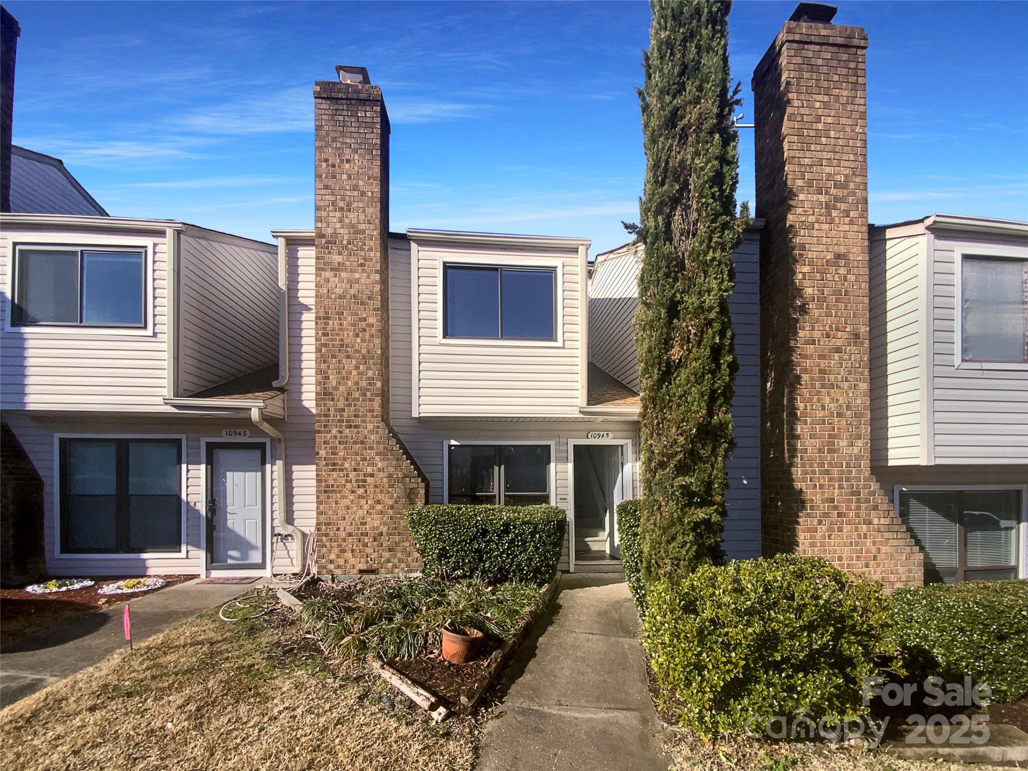 Primary property view
