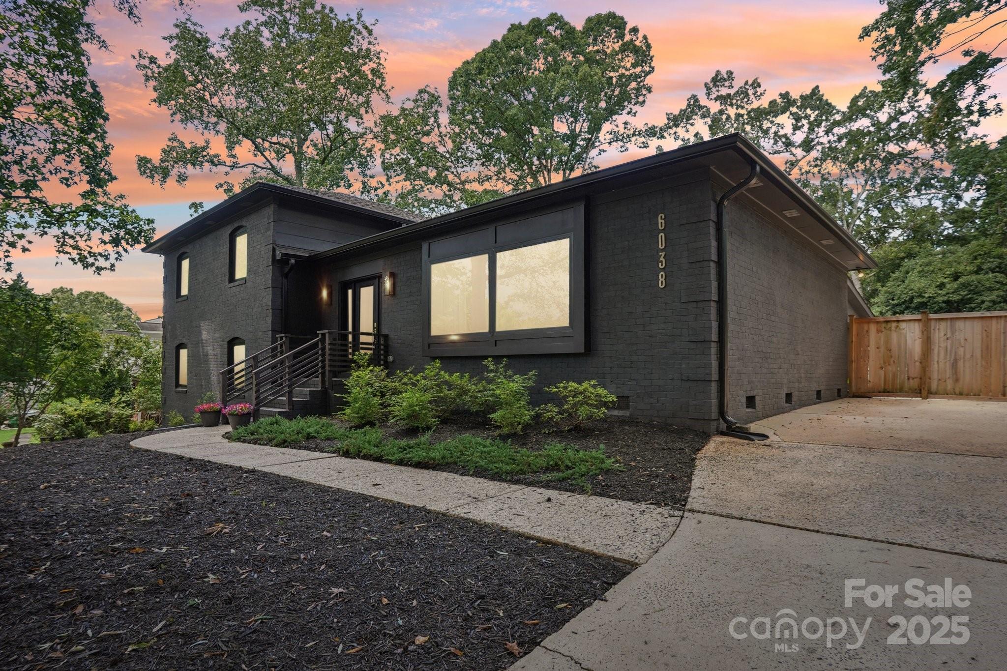 6038 Old Providence Road Charlotte, NC 28226