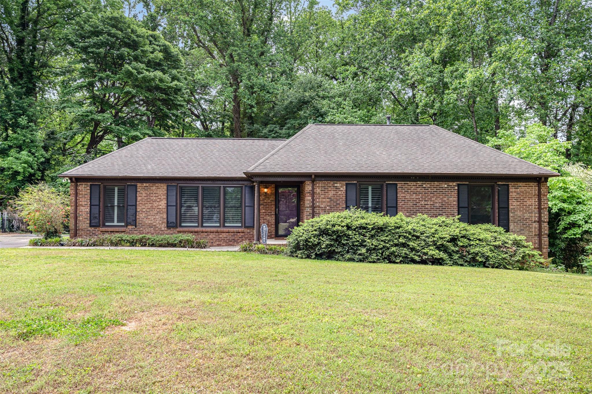 4813 Carving Tree Drive Mint Hill, NC 28227