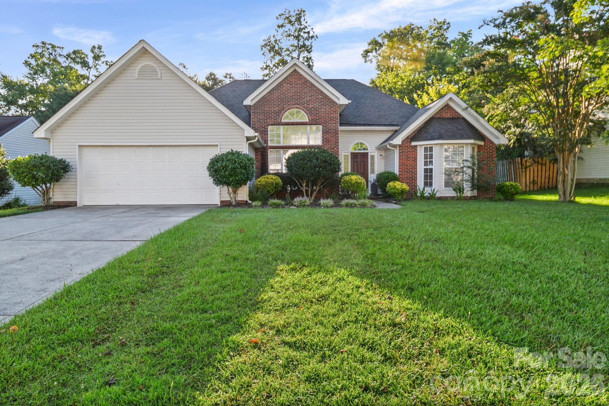 6414 Goldenblush Circle Charlotte, NC 28269