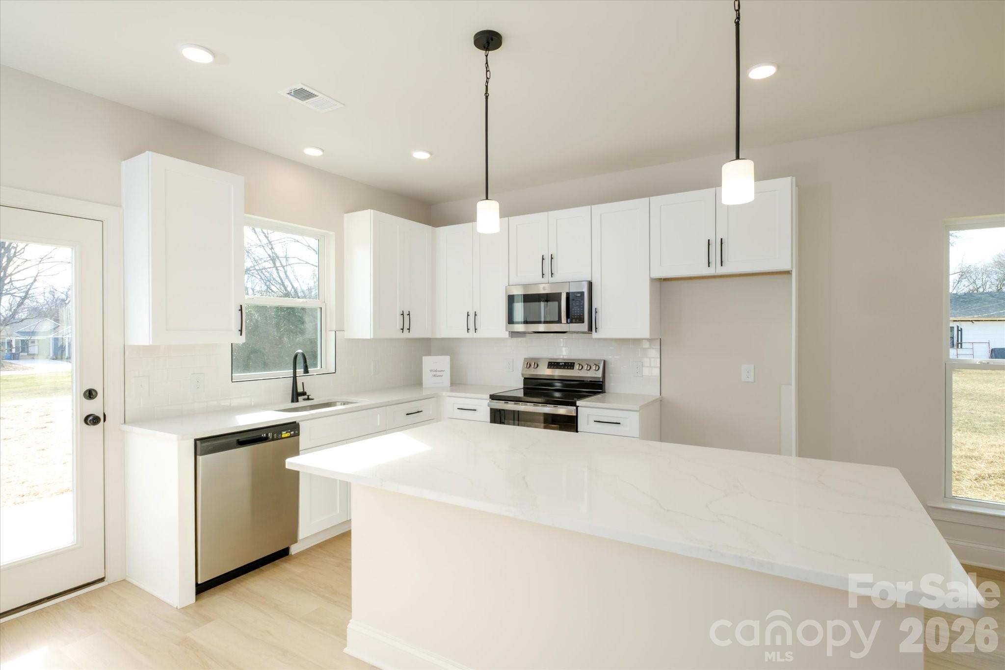 1816 E Greenbriar Road Statesville, NC 28625