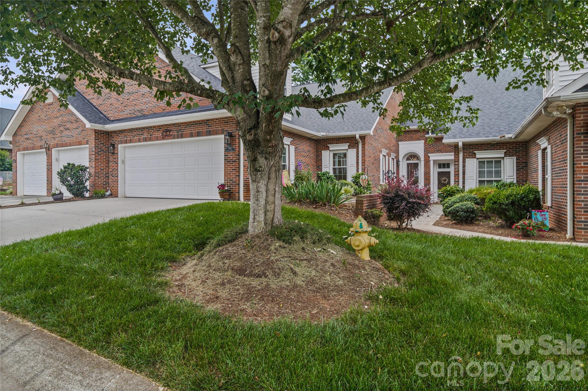 1524 Royalty Circle Statesville, NC 28625