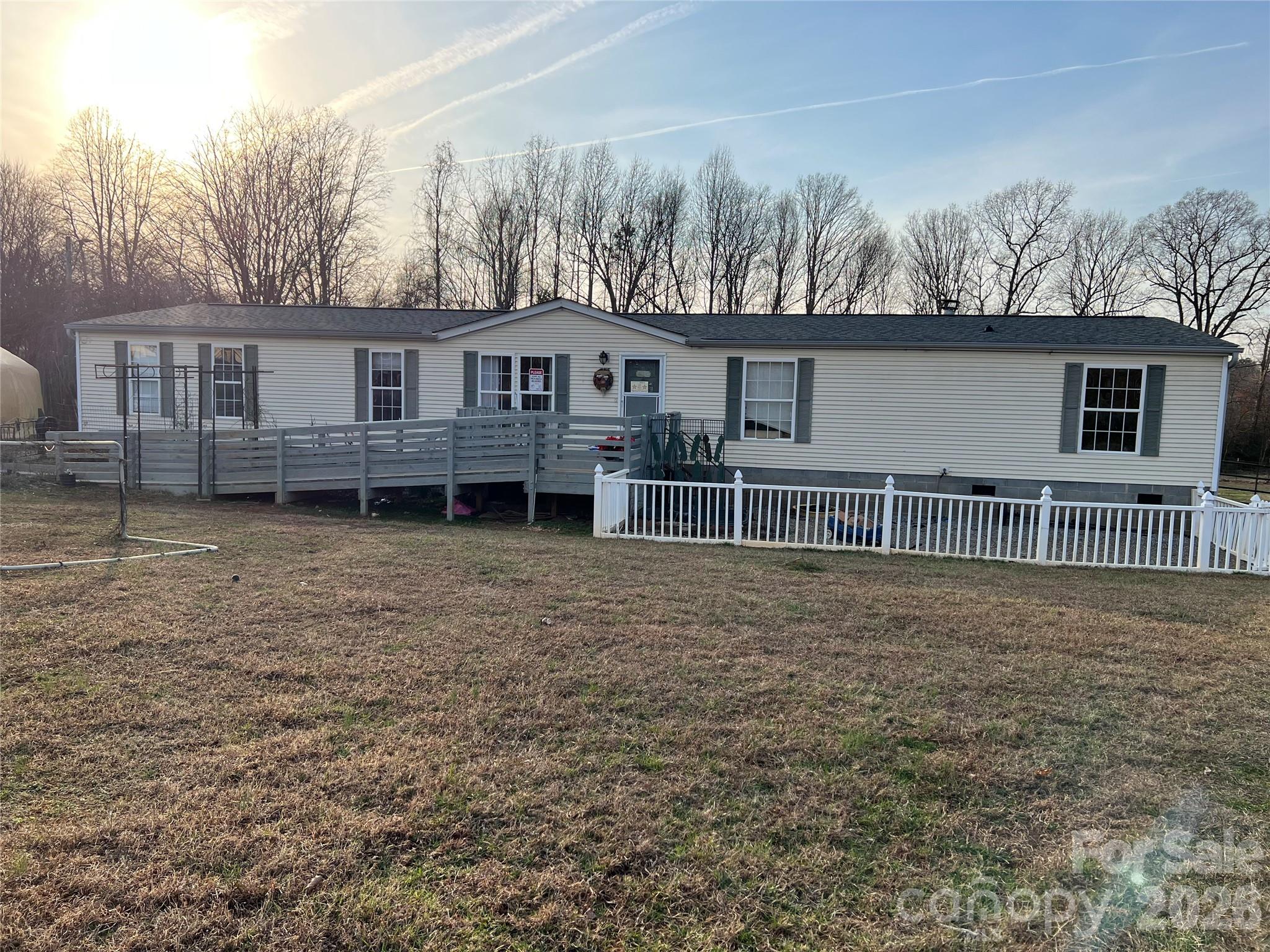 145 Cornwall Road Harmony, NC 28634