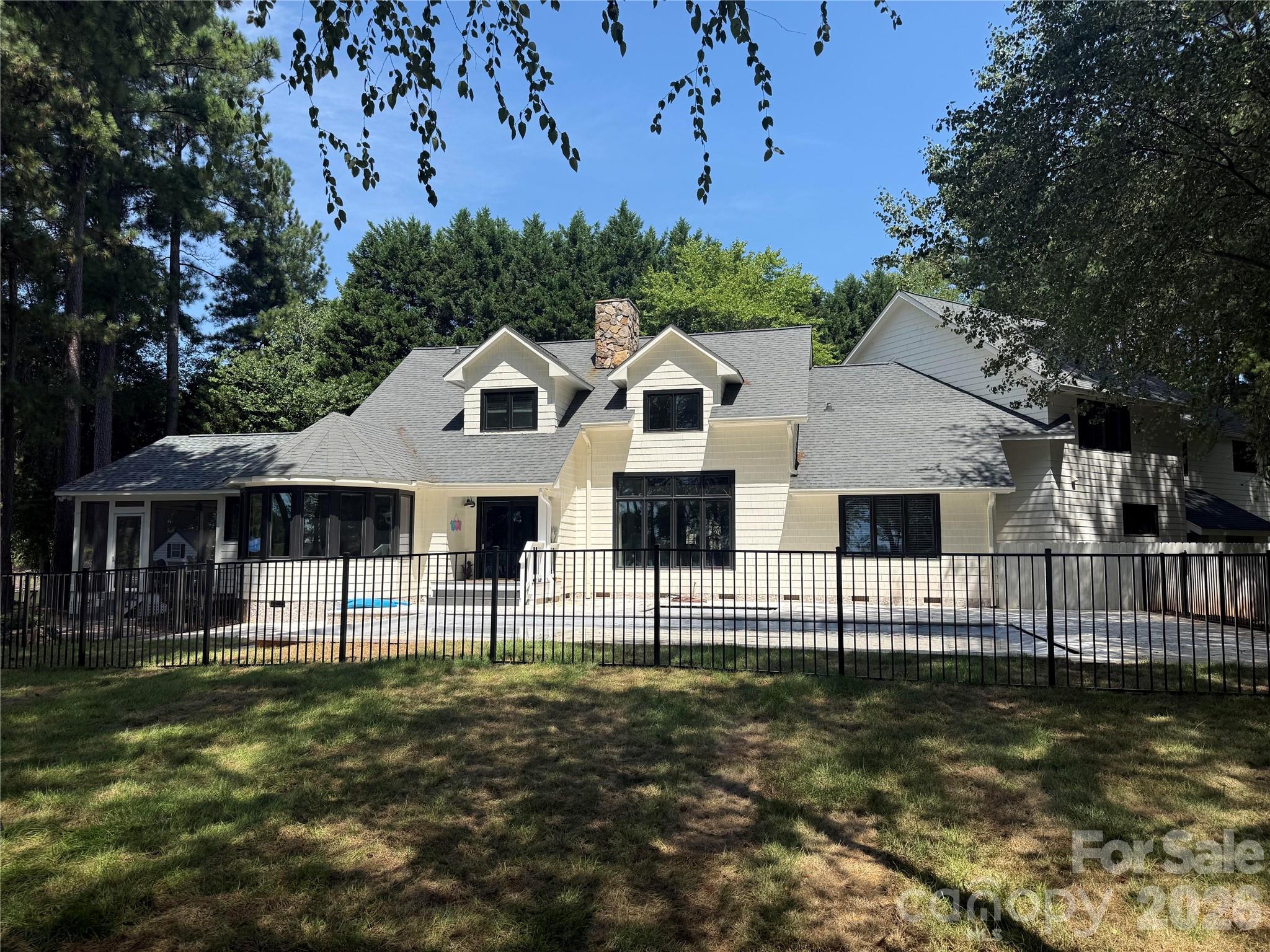 9265 Belle Pines Court Sherrills Ford, NC 28673