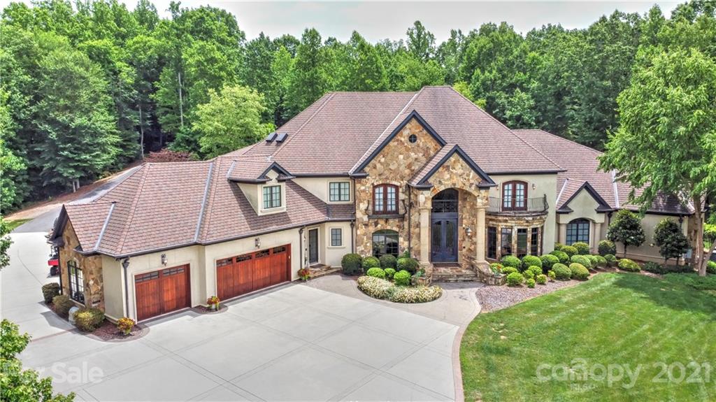 Homes for Sale with a 3 Car Garage (or More) Sherrills Ford, NC