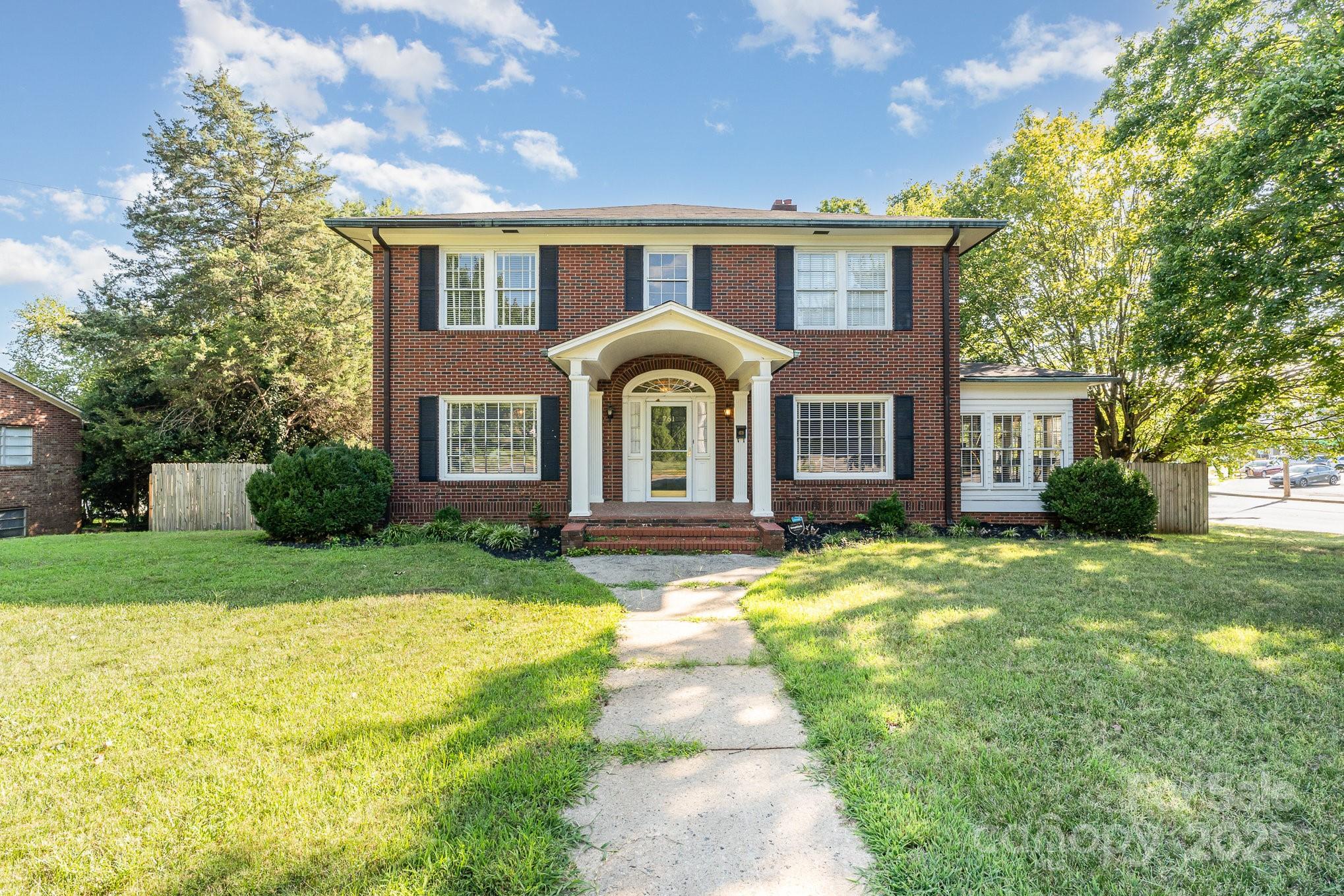 761 N Center Street Statesville, NC 28677