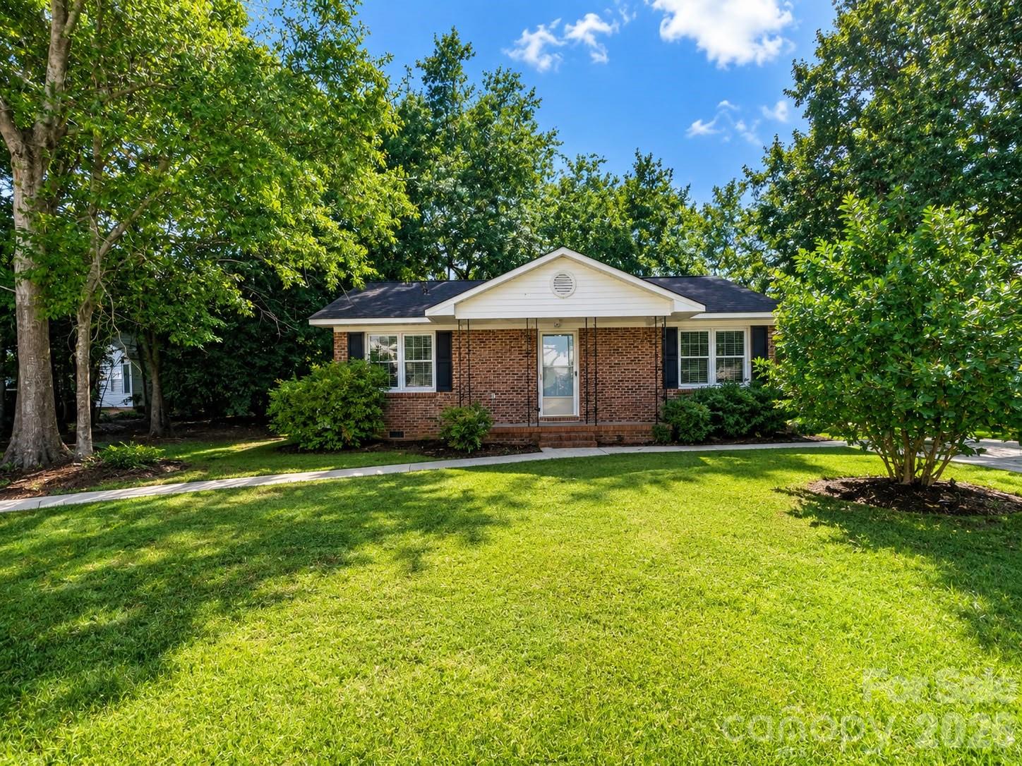 312 S Cleveland Street Kershaw, SC 29067
