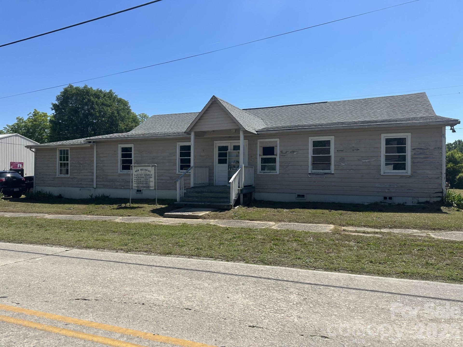 706 Old North Main Street Clover, SC 29710