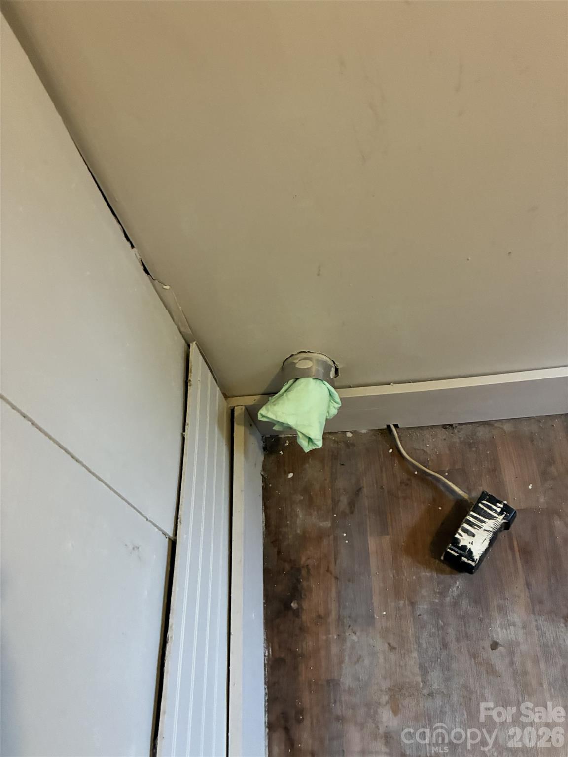 Image 32