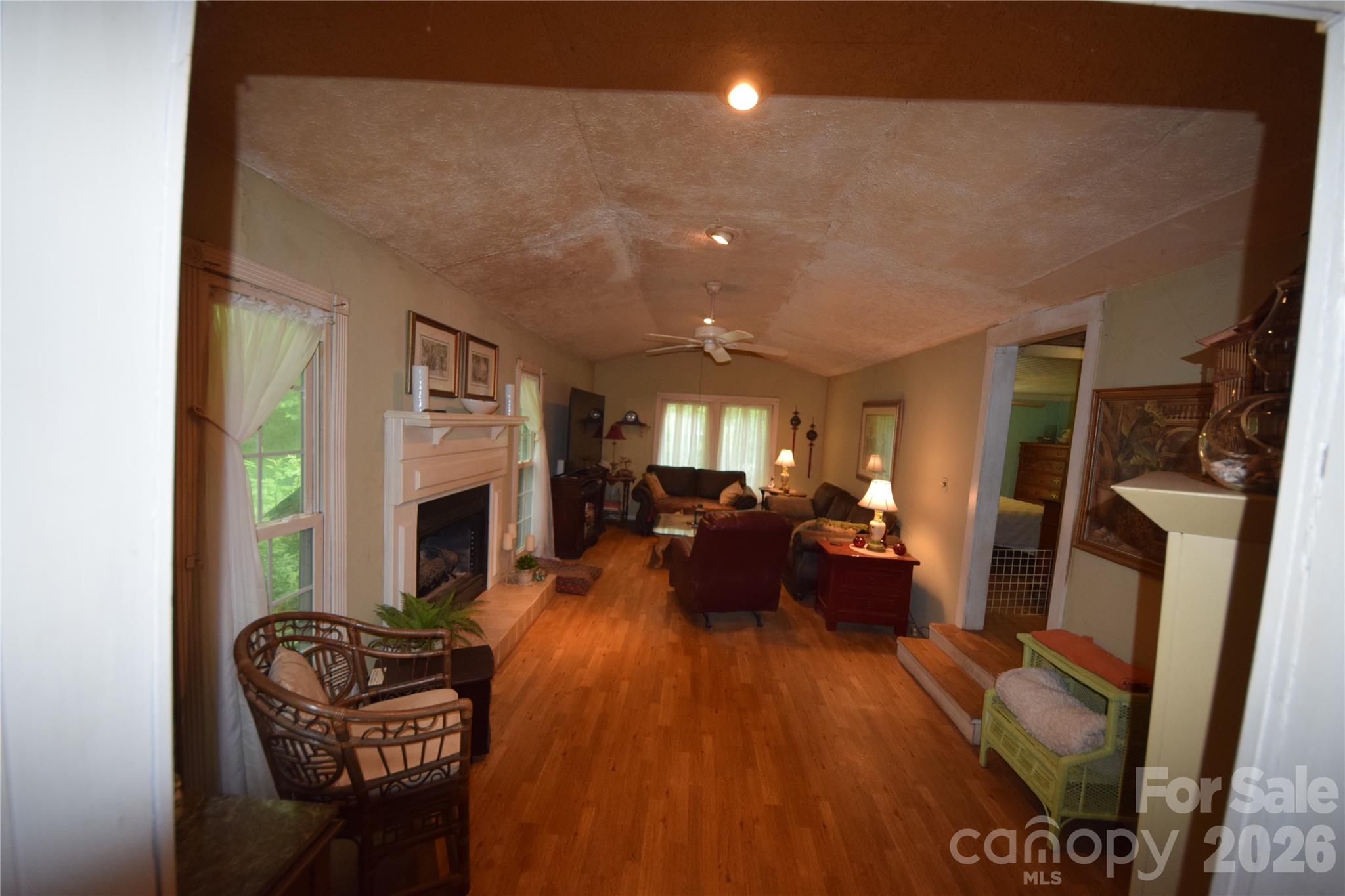 Image 12