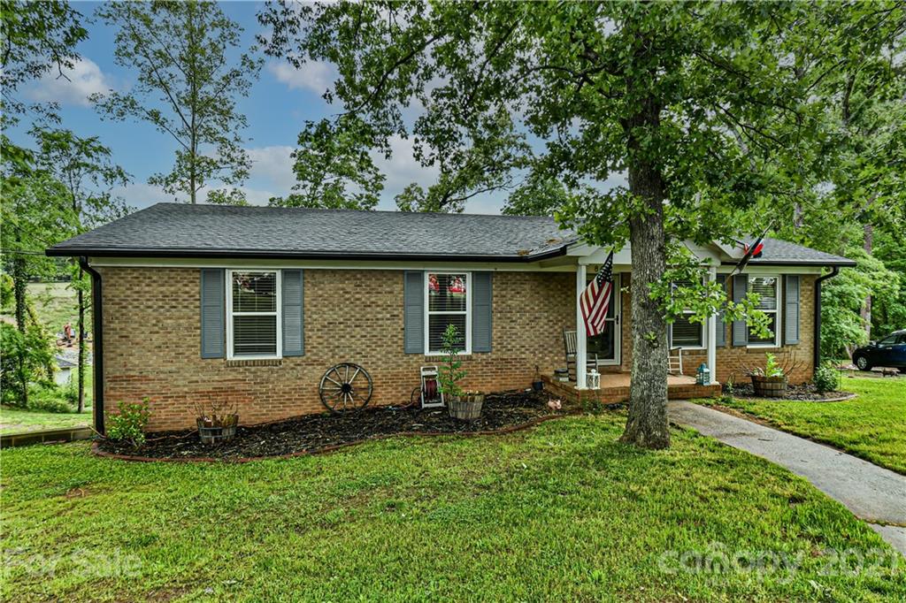 841 Kathryn Drive, Concord, NC 28025 MLS 3738200