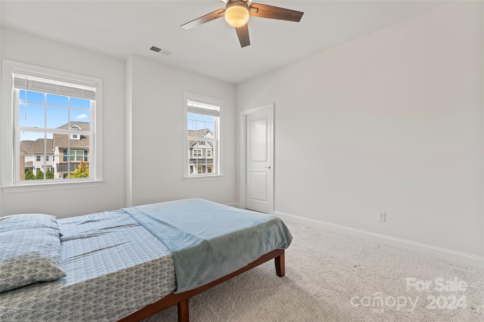 Image 32
