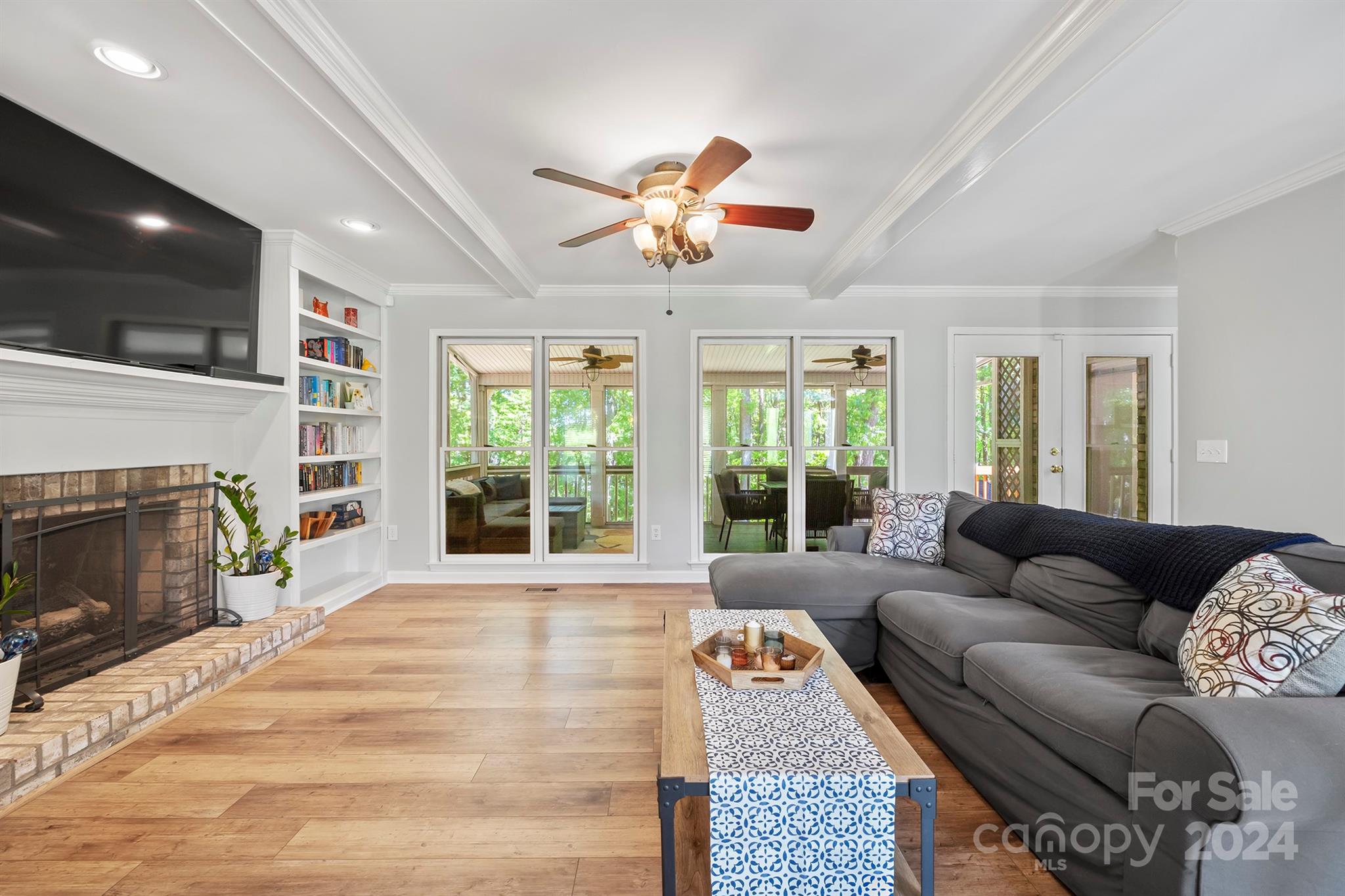 Image 12