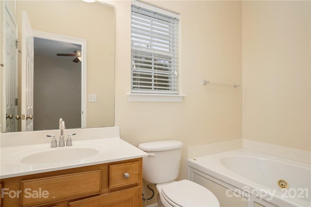 3004 Summerfield Ridge Lane, Matthews, NC 28105 MLS 3708769