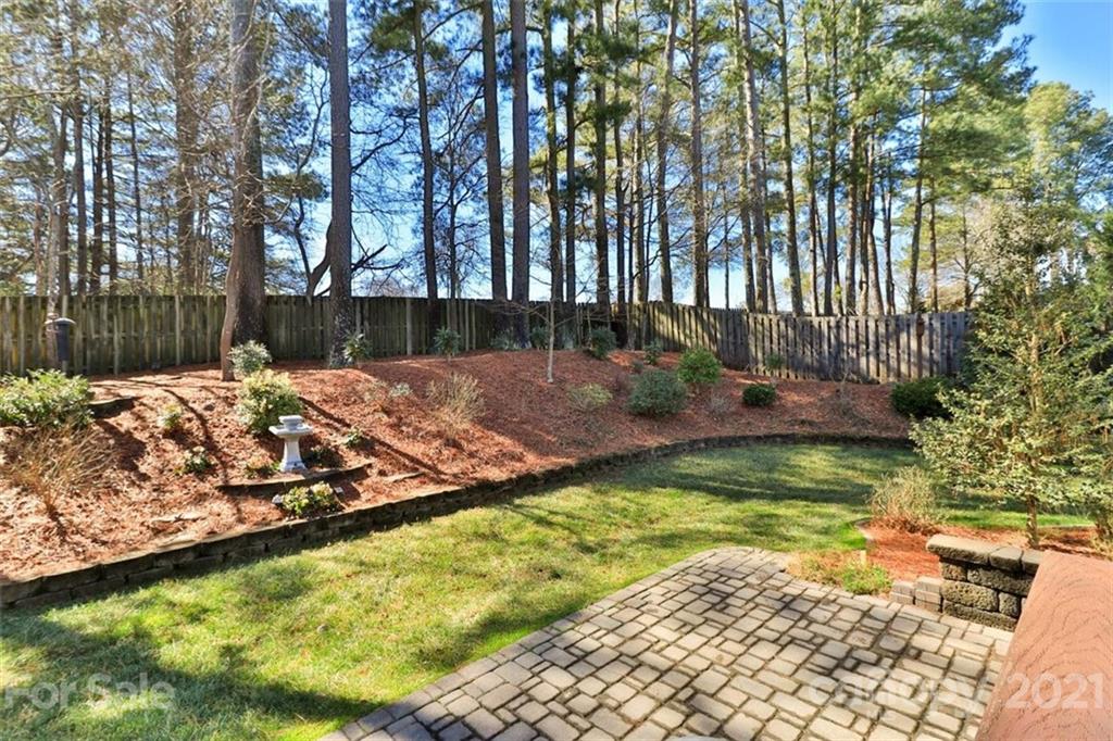 5323 Poplar Knoll Drive, Matthews, NC 28105 MLS 3710543