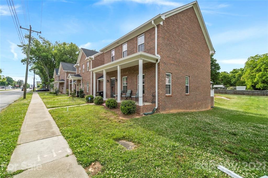 712 N Main Street, Mooresville, NC 28115 MLS 3744109