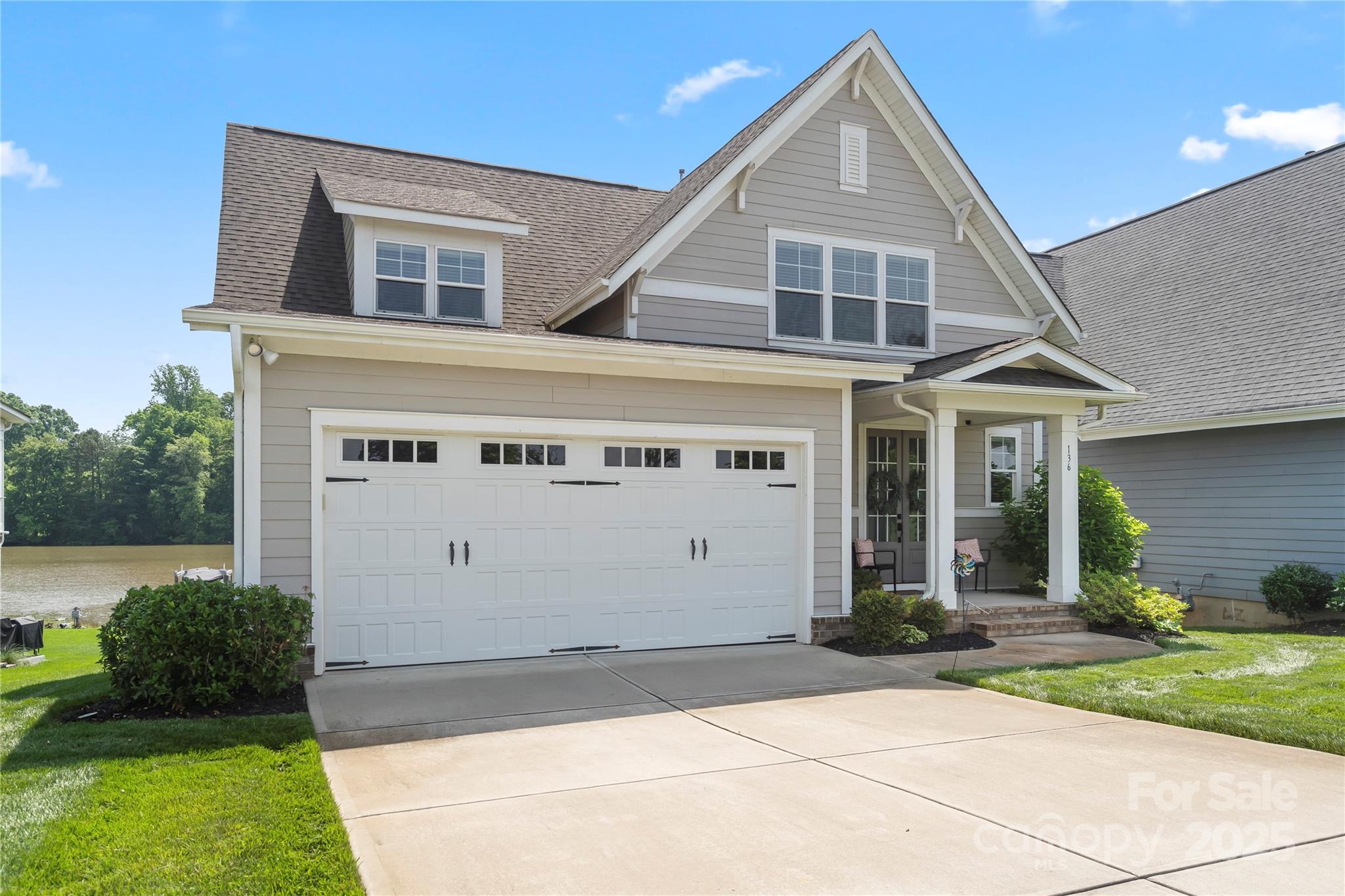 Primary property view
