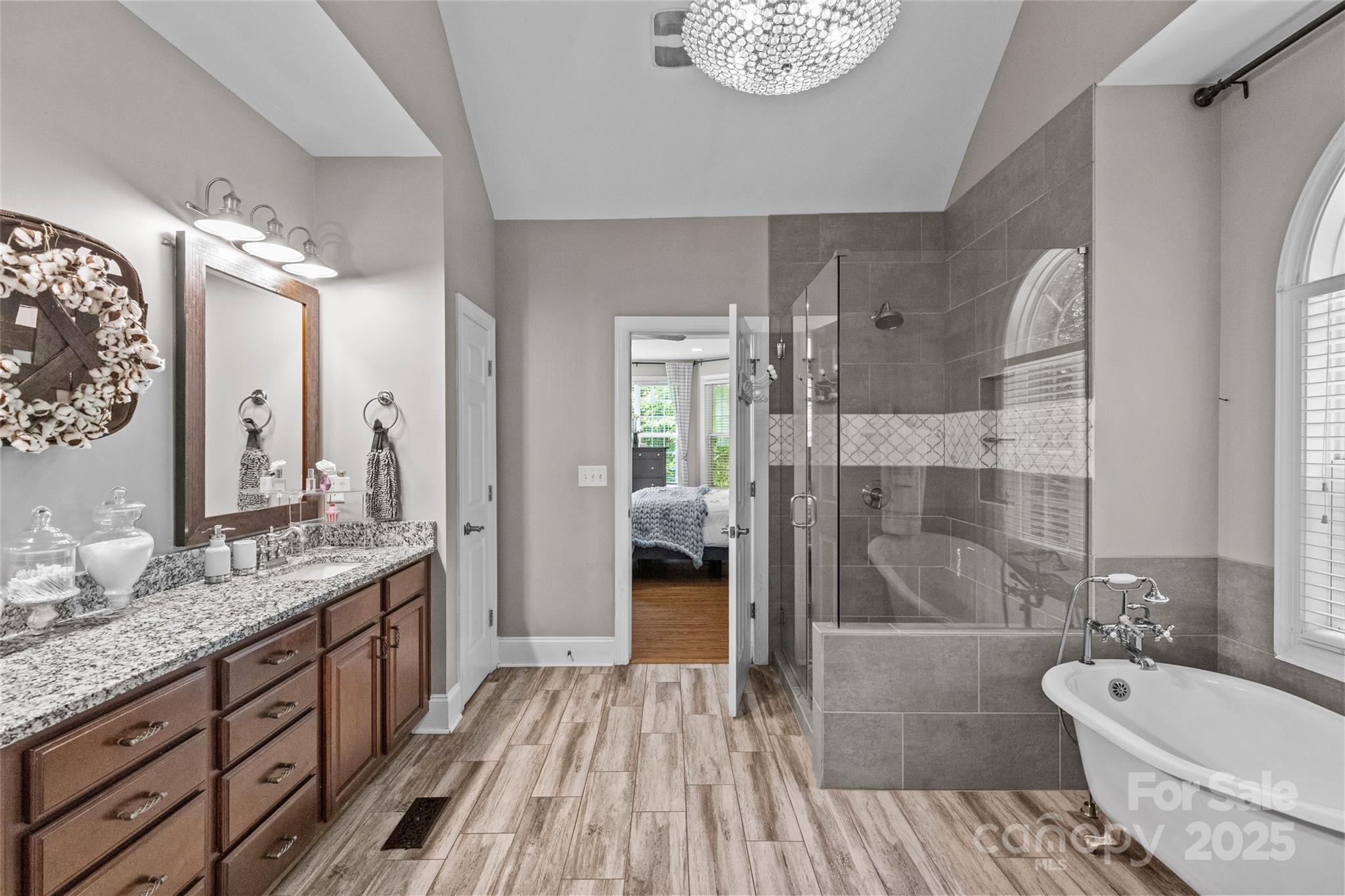 Image 28